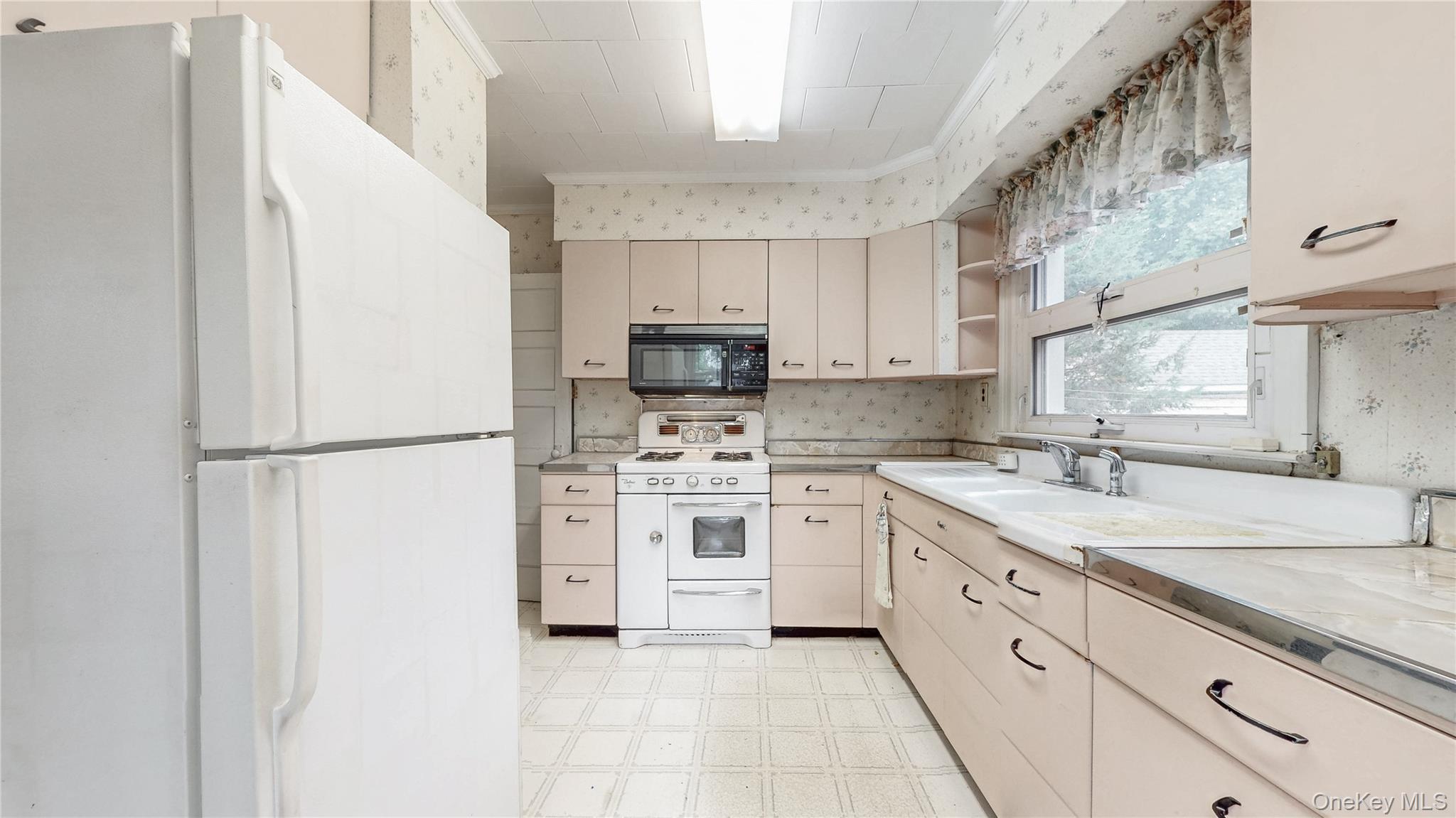 #7 photo, 88-49 212th Place, Queens Village , NY 11427