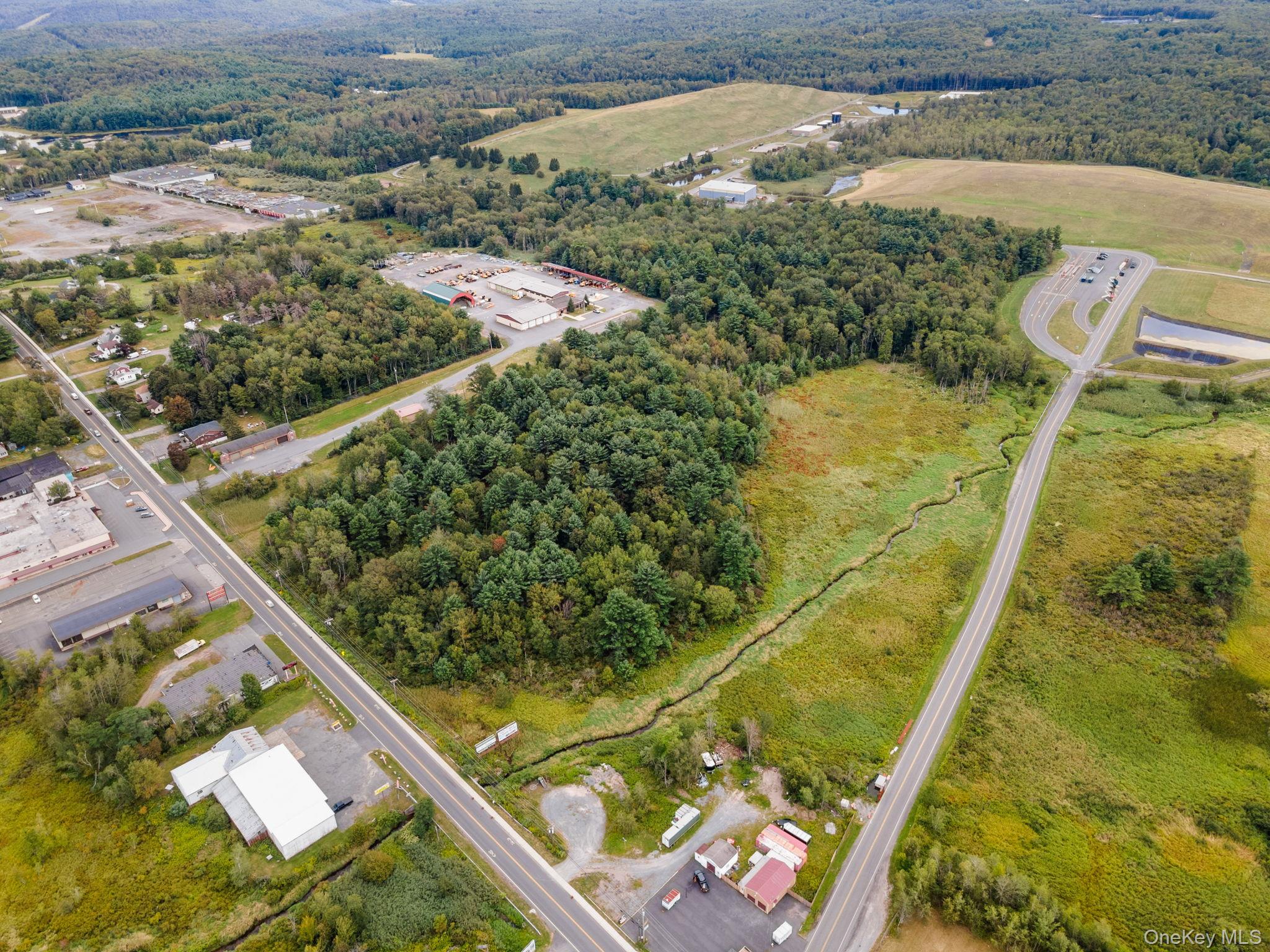 #16 photo, E Broadway, Monticello , NY 12701