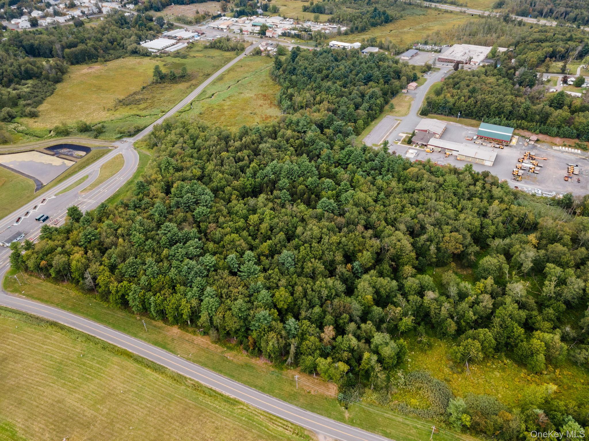 #19 photo, E Broadway, Monticello , NY 12701