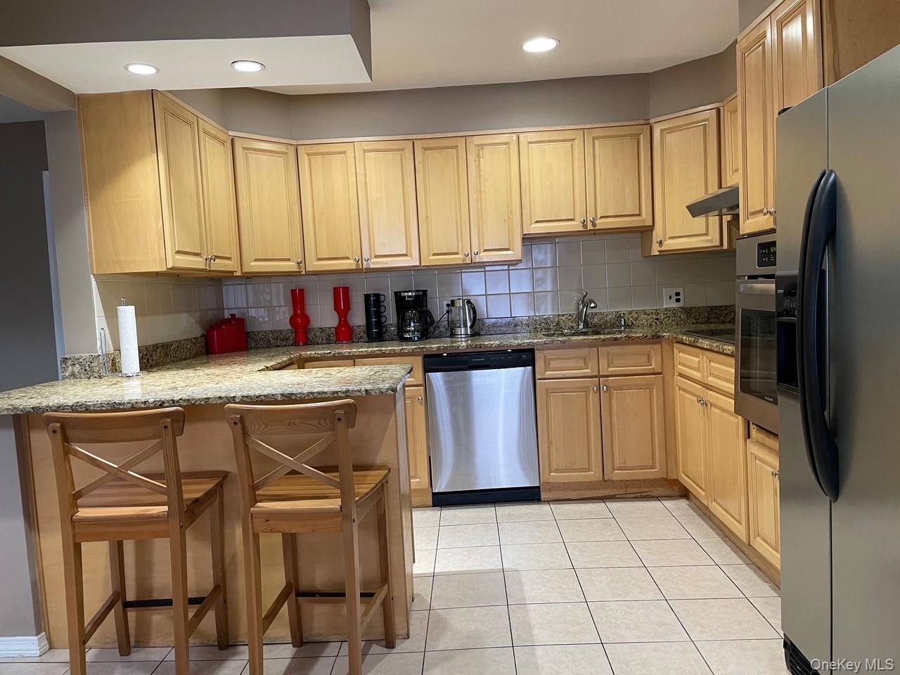 #4 photo, 32 Roanoke Avenue, Rye Brook , NY 10573