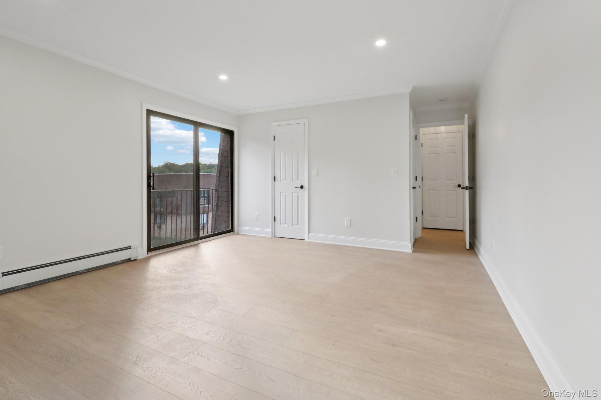 #18 photo, 348 Central Park Avenue, Scarsdale , NY 10583