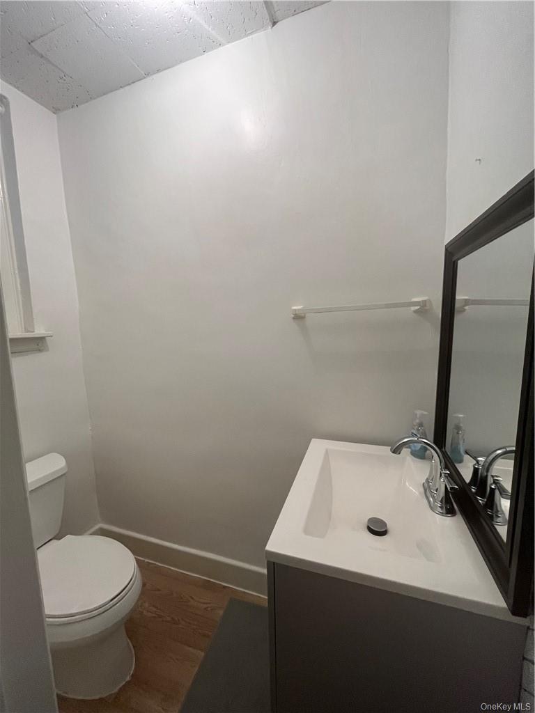 #5 photo, 231 Fifth Avenue, Pelham , NY 10803