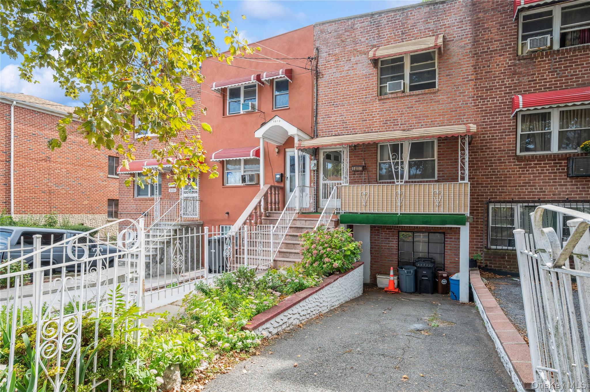 #1 photo, 1010 E 230th Street, Bronx , NY 10466