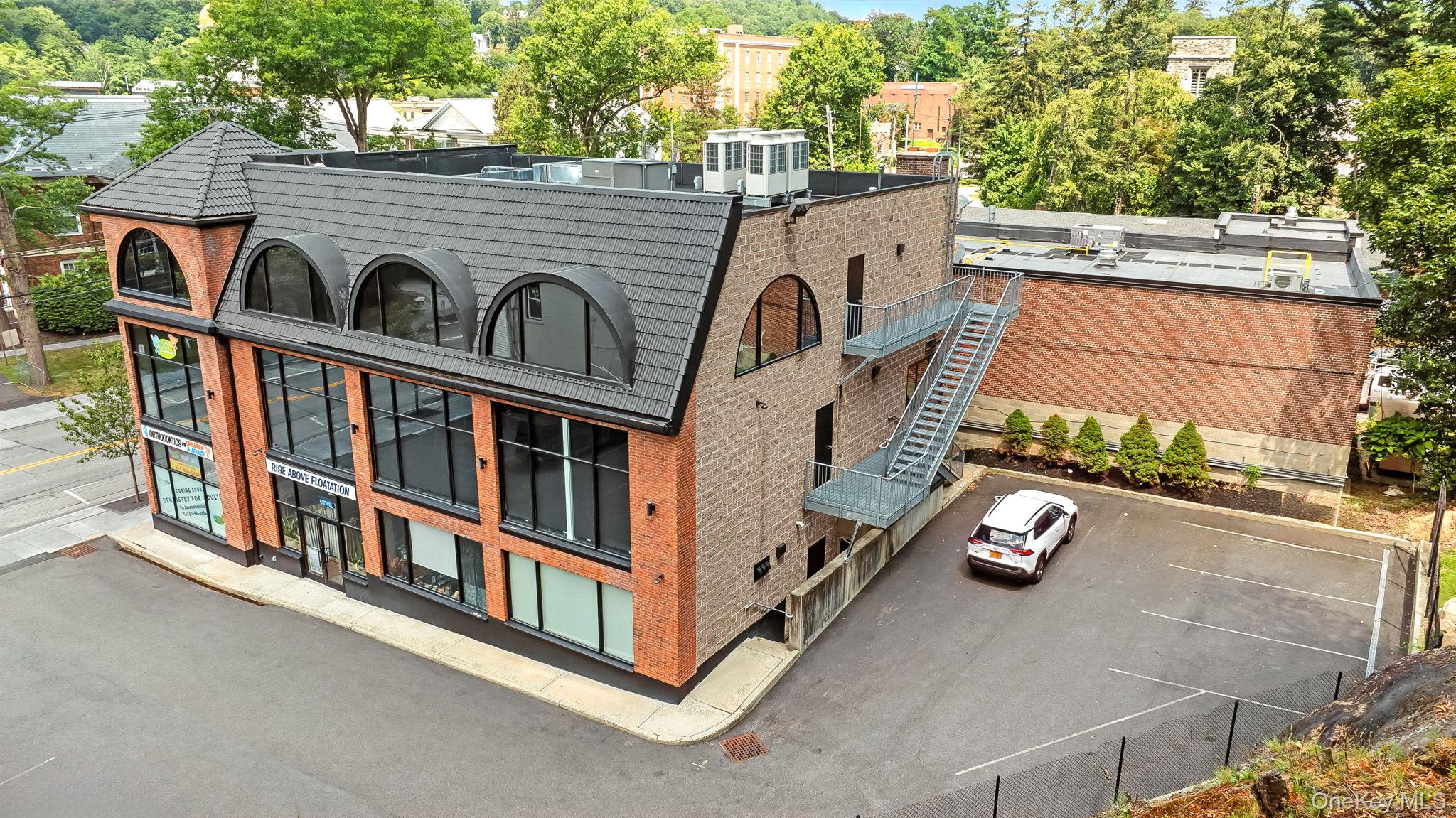 #2 photo, 111 Main Street, Mount Kisco , NY 10549