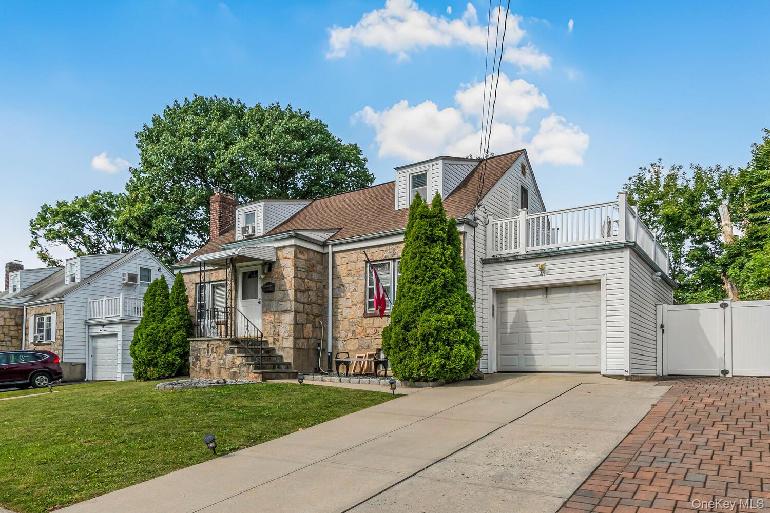 #4 photo, 41 Maple Place, Yonkers , NY 10704