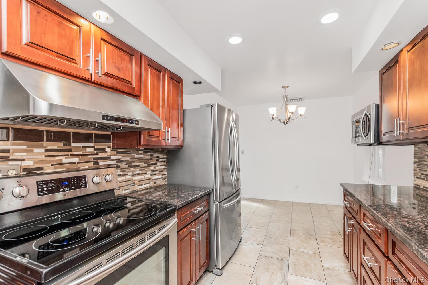 #5 photo, 41 Maple Place, Yonkers , NY 10704