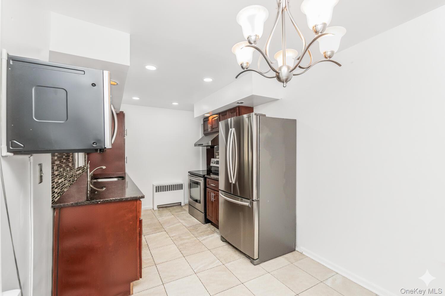 #8 photo, 41 Maple Place, Yonkers , NY 10704