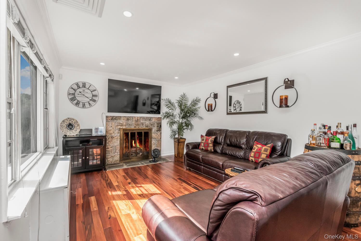 #9 photo, 41 Maple Place, Yonkers , NY 10704