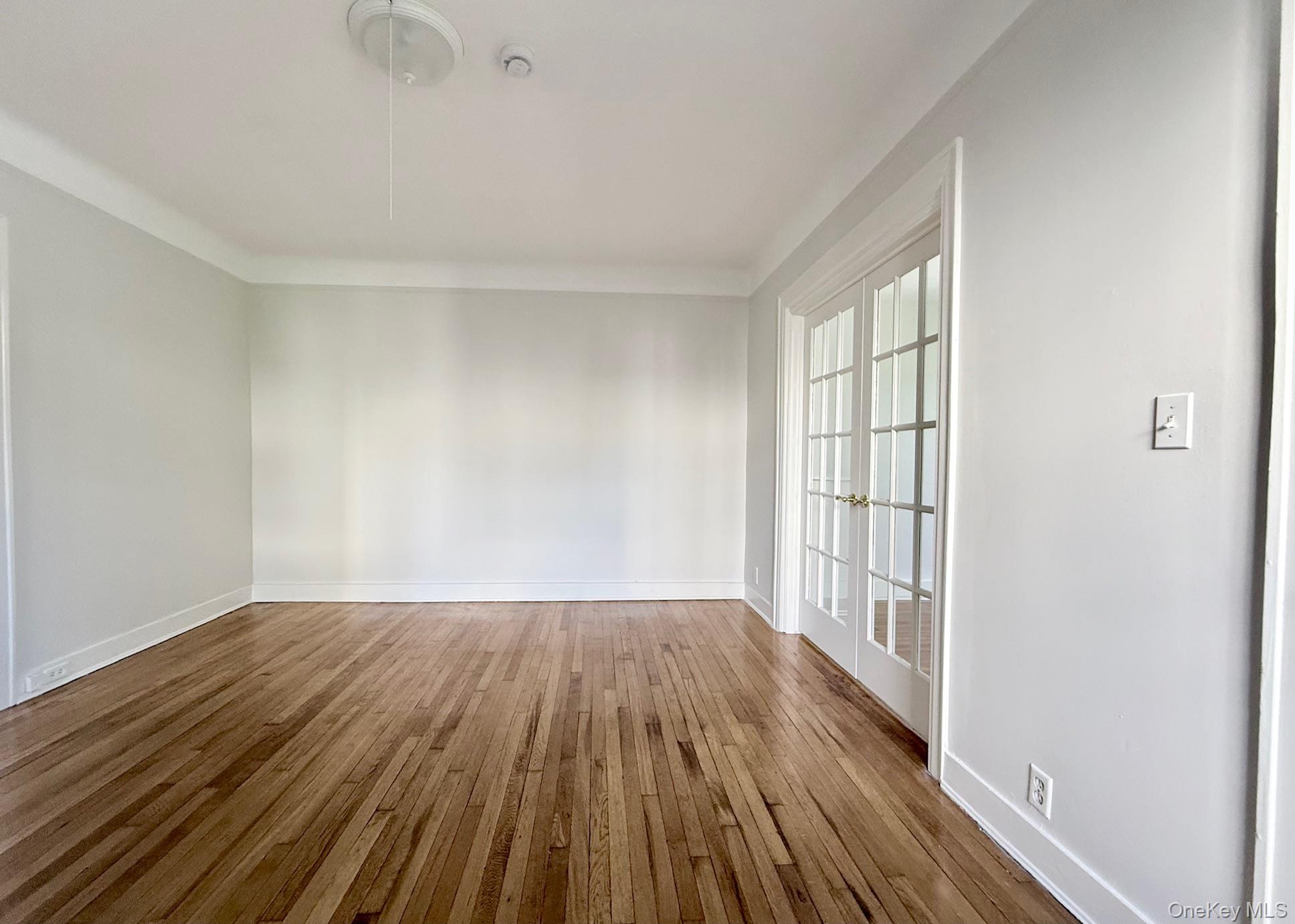 #10 photo, 453 Beach Avenue, Mamaroneck , NY 10543