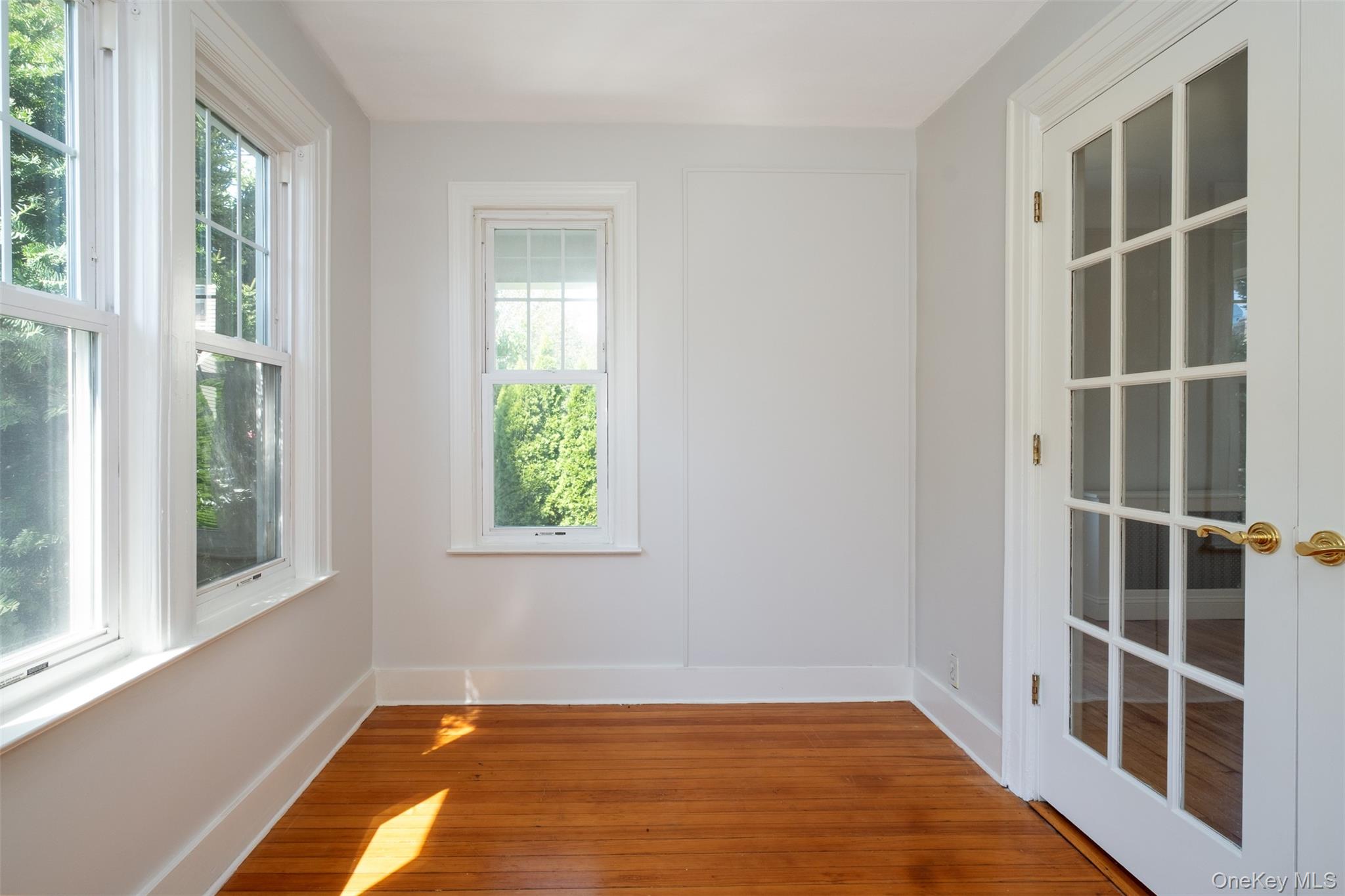 #5 photo, 453 Beach Avenue, Mamaroneck , NY 10543