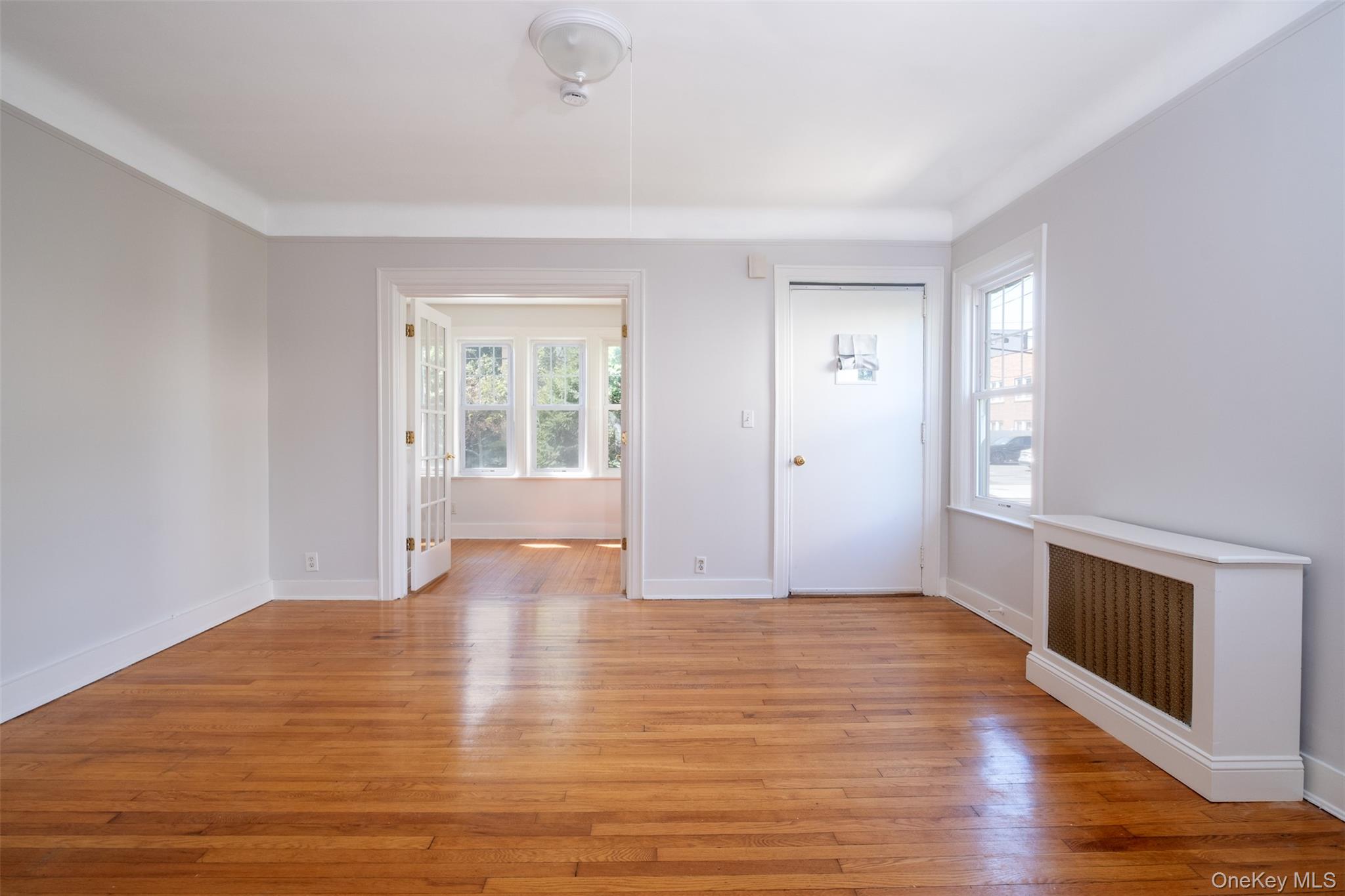 #7 photo, 453 Beach Avenue, Mamaroneck , NY 10543