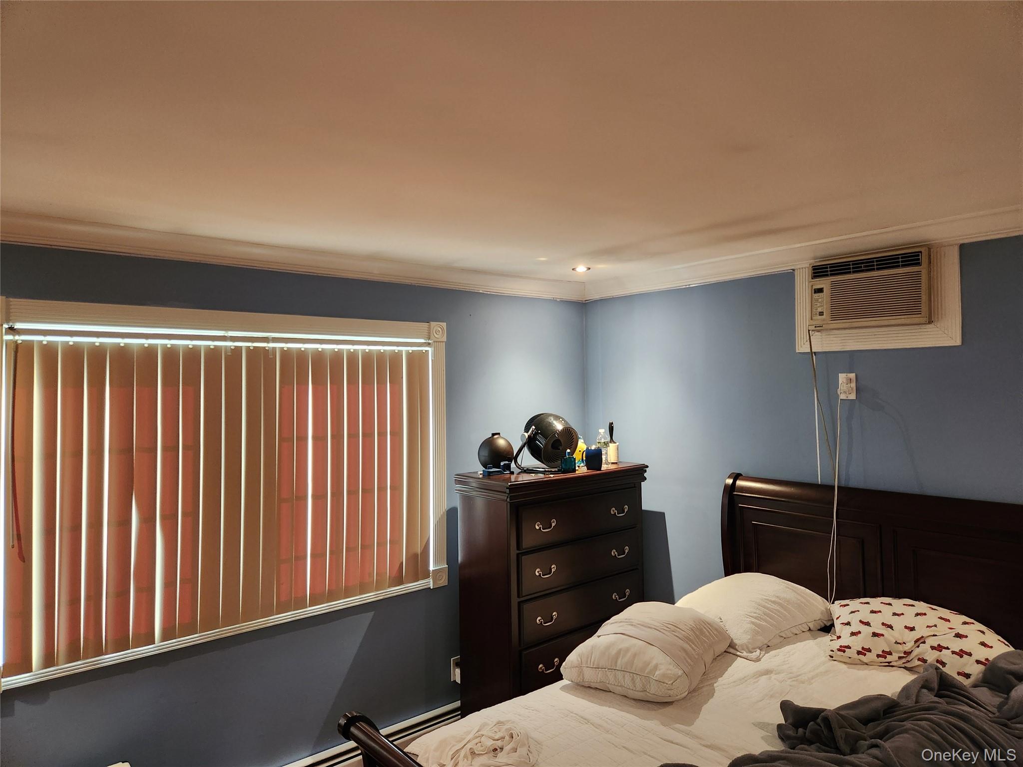 #11 photo, 966 Woodfield Road, West Hempstead , NY 11552