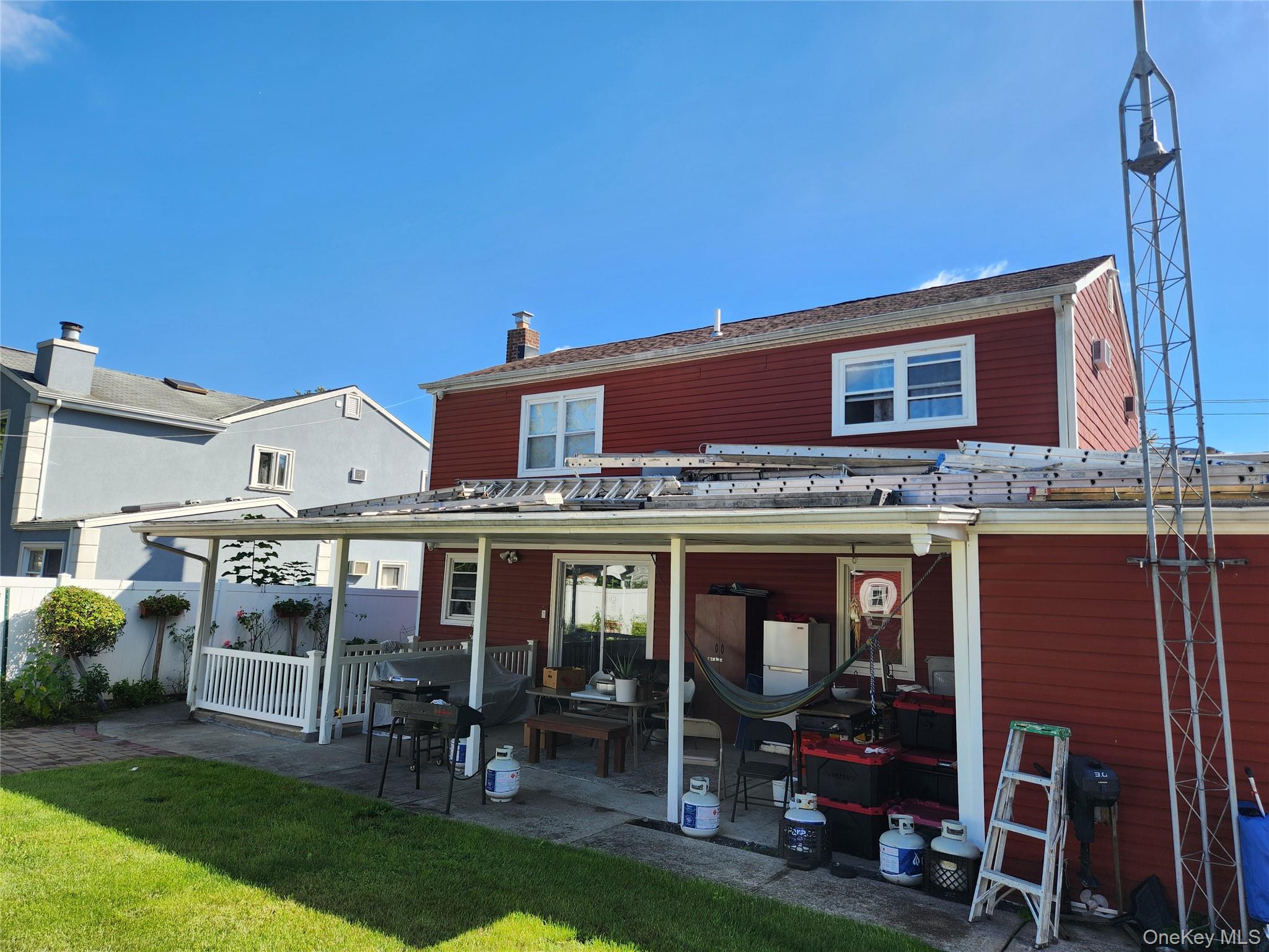 #19 photo, 966 Woodfield Road, West Hempstead , NY 11552