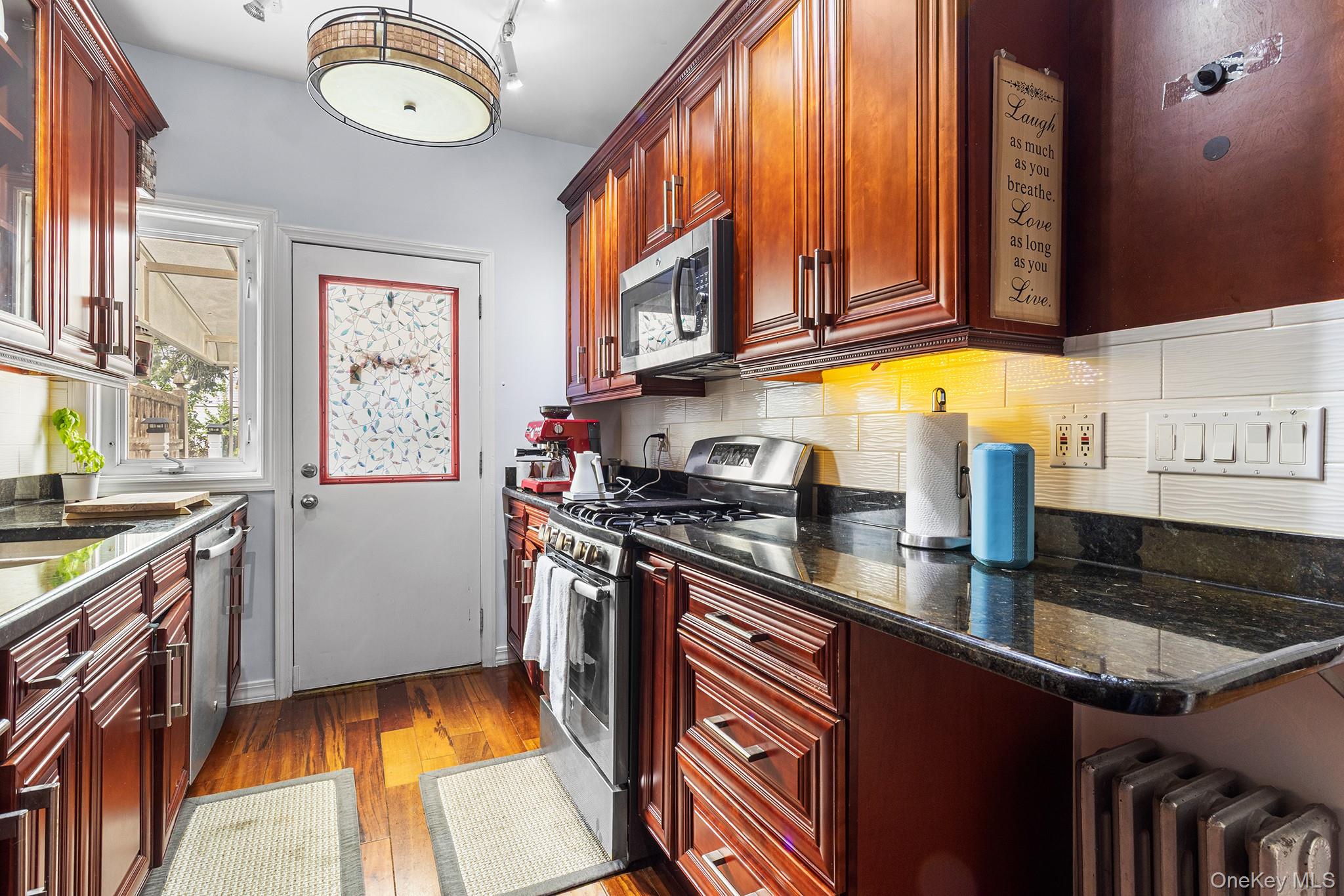 #8 photo, 1736 E 33rd Street, Brooklyn , NY 11234