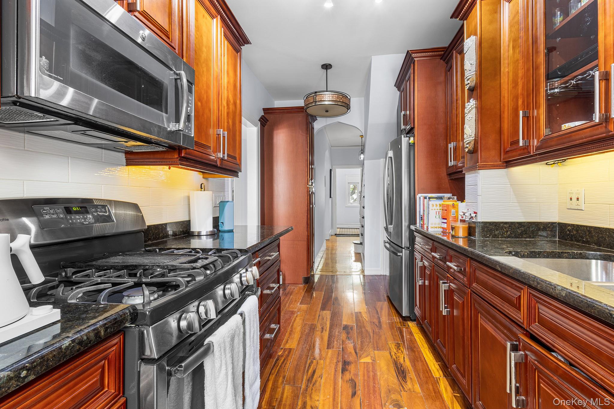 #9 photo, 1736 E 33rd Street, Brooklyn , NY 11234