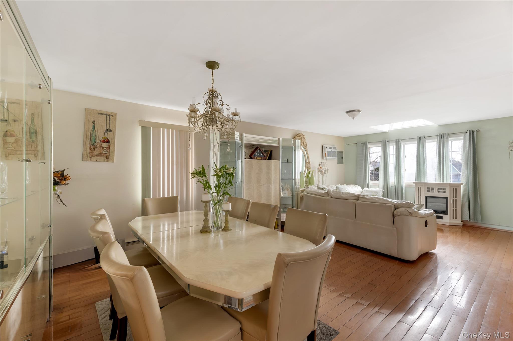 #2 photo, 428 Beach 65th Street, クイーンズ区 Arverne , NY 11692