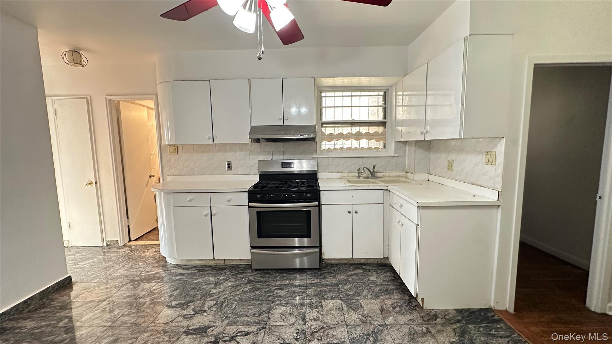 #5 photo, 5006 65th Place, クイーンズ区 Woodside , NY 11377