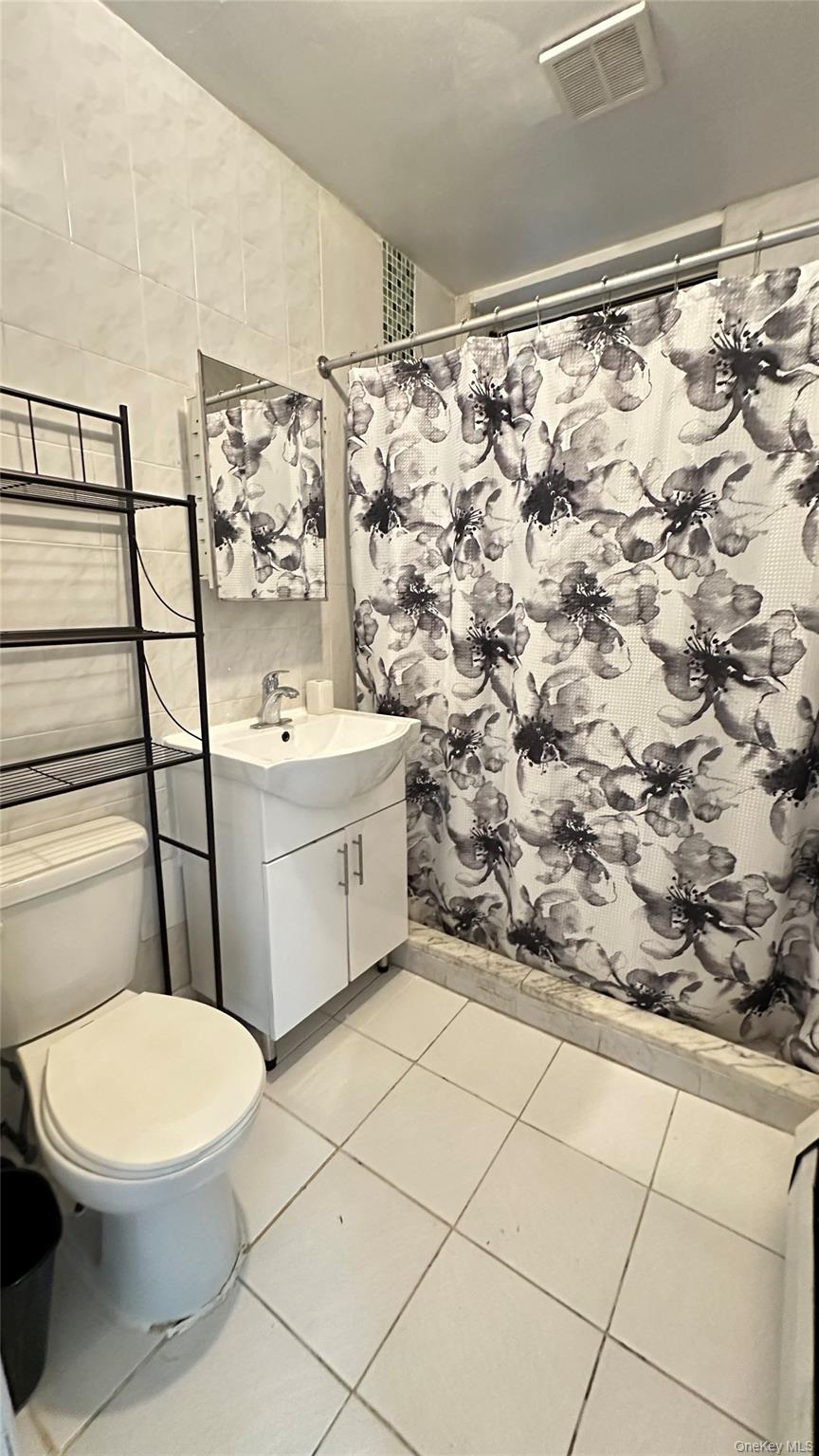 #8 photo, 5006 65th Place, クイーンズ区 Woodside , NY 11377