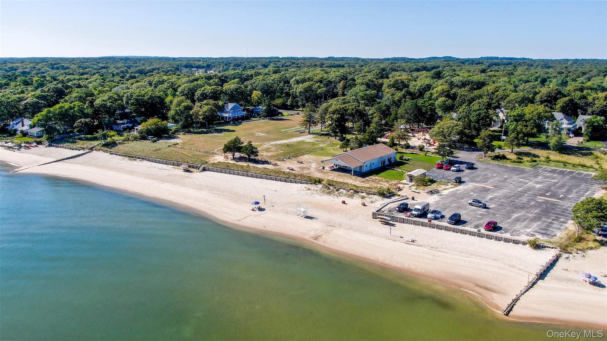 #5 photo, 35 N Riley Avenue, サフォーク郡 Mattituck , NY 11952