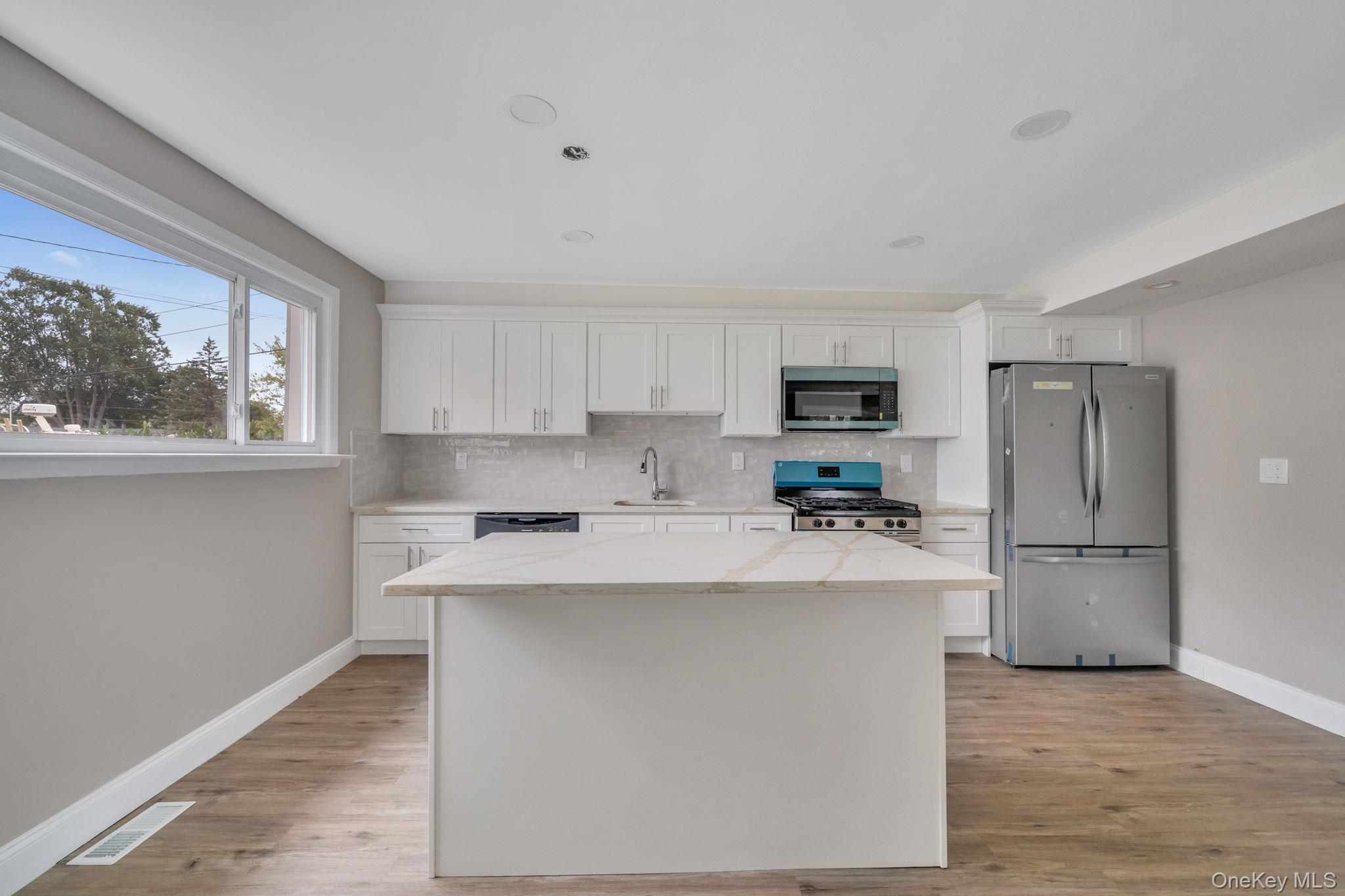 #13 photo, 40 Gettysburg Drive, サフォーク郡 Holbrook , NY 11741