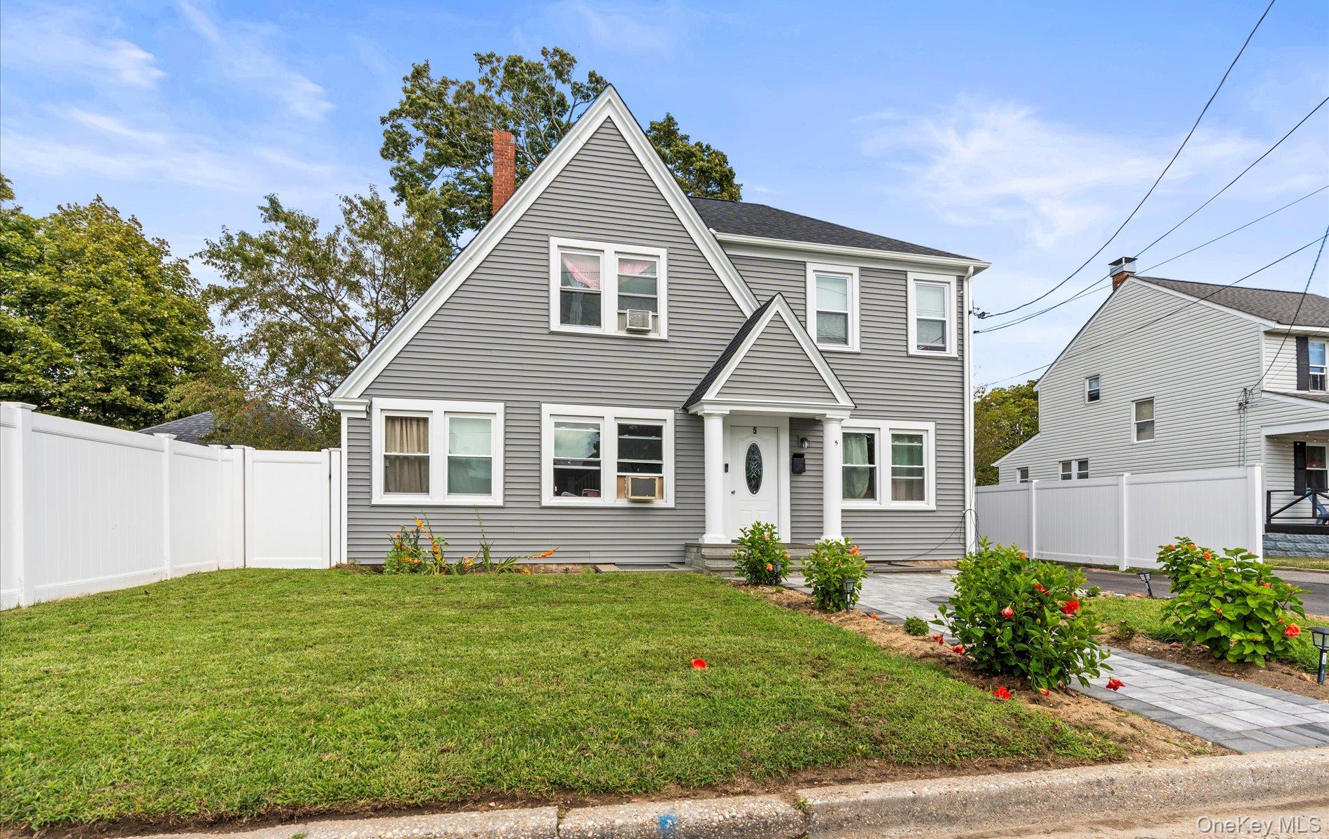 #1 photo, 5 Northridge Street, Patchogue , NY 11772