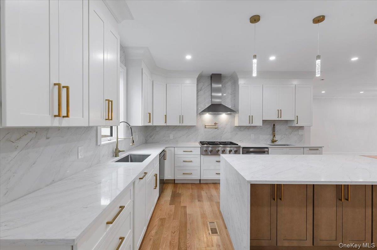 #19 photo, 1028 E Broadway, ナッソー郡 Woodmere , NY 11598