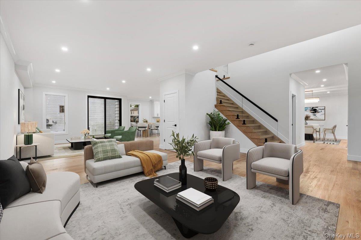 #7 photo, 1028 E Broadway, ナッソー郡 Woodmere , NY 11598