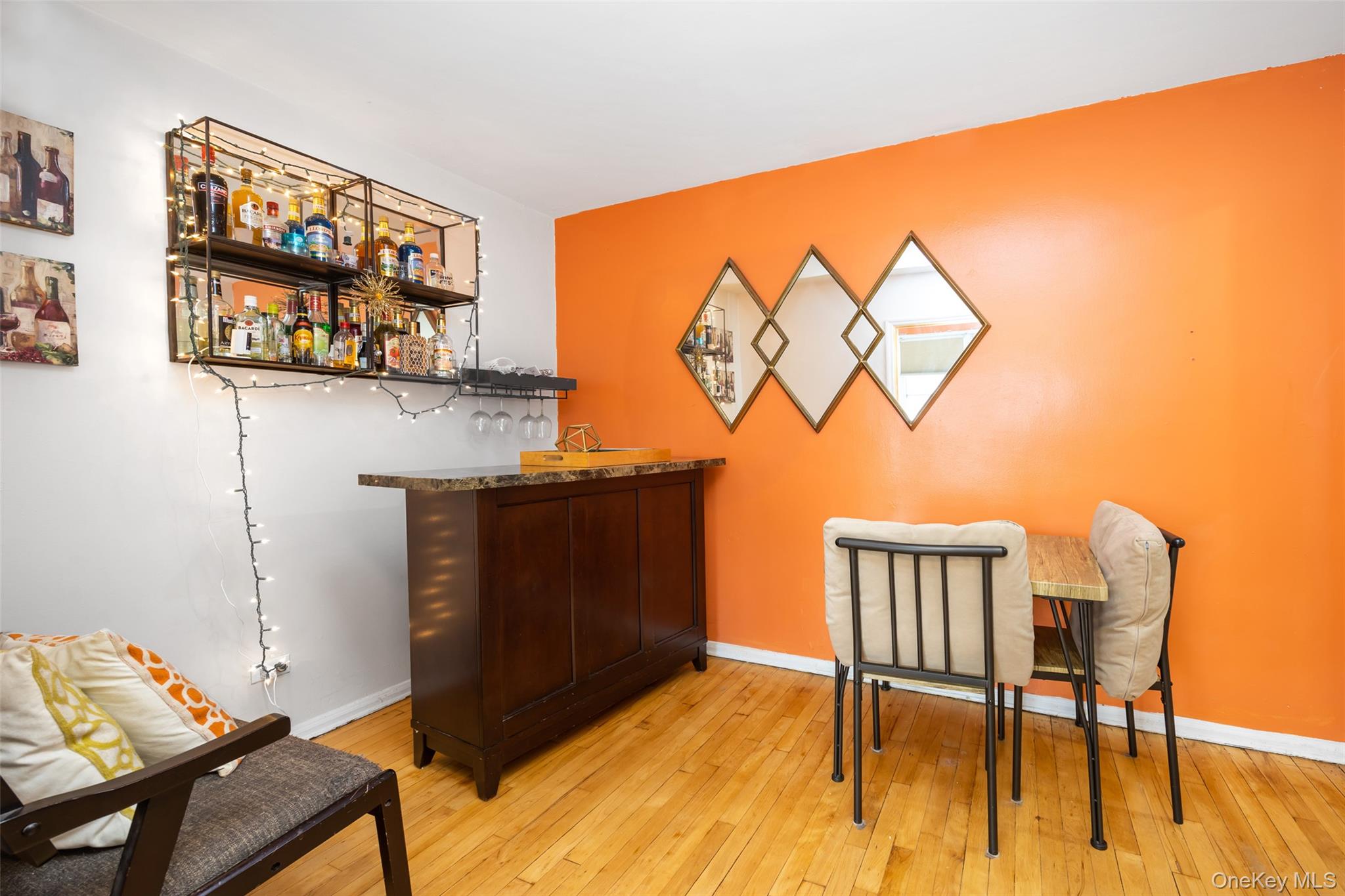 #10 photo, 88-09 35th Avenue, クイーンズ区 Jackson Heights , NY 11372