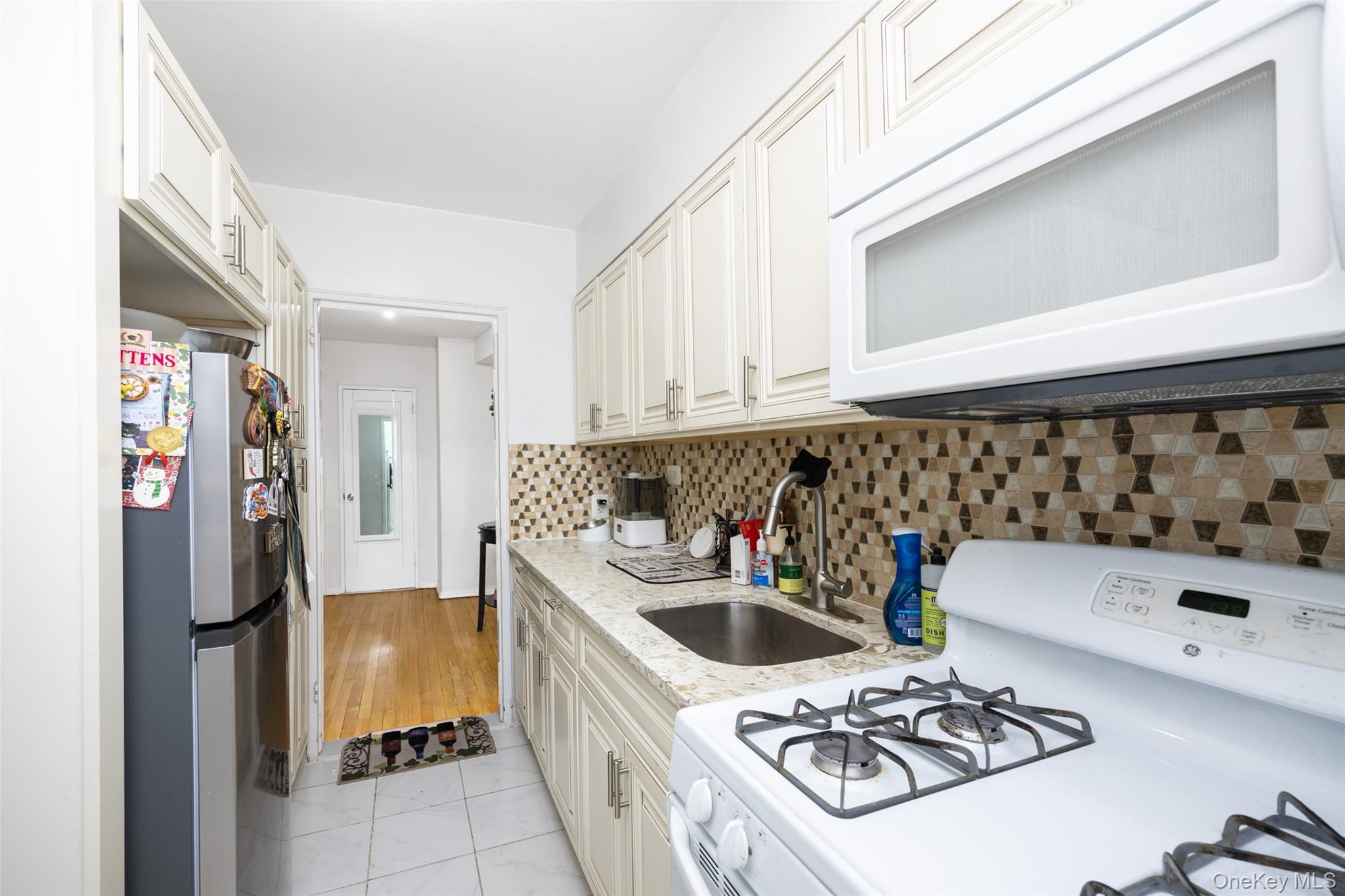 #16 photo, 88-09 35th Avenue, クイーンズ区 Jackson Heights , NY 11372