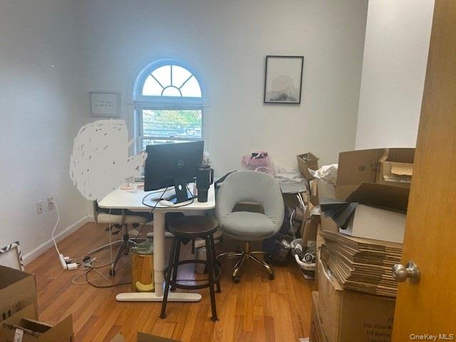 #7 photo, 73 Deer Park Avenue, Babylon , NY 11702