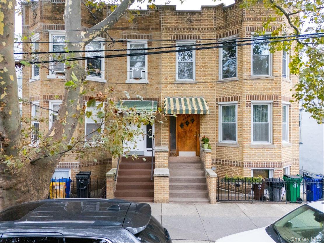 #1 photo, 6185 Grove Street, कुईंस Ridgewood , NY 11385