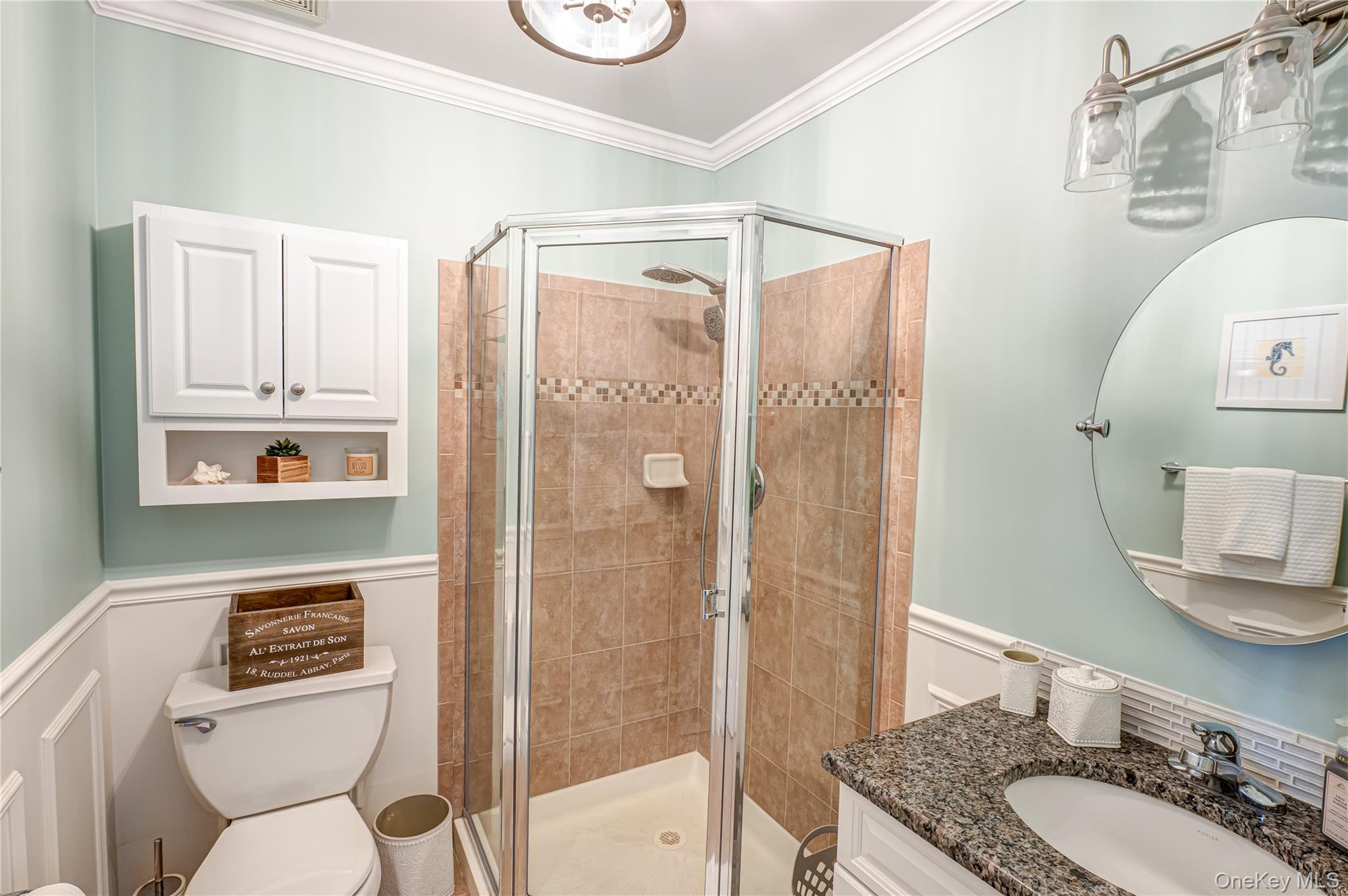 #18 photo, 403 Tracy Lane, Patchogue , NY 11772