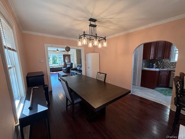 #6 photo, 452 Macatee Place, Mineola , NY 11501