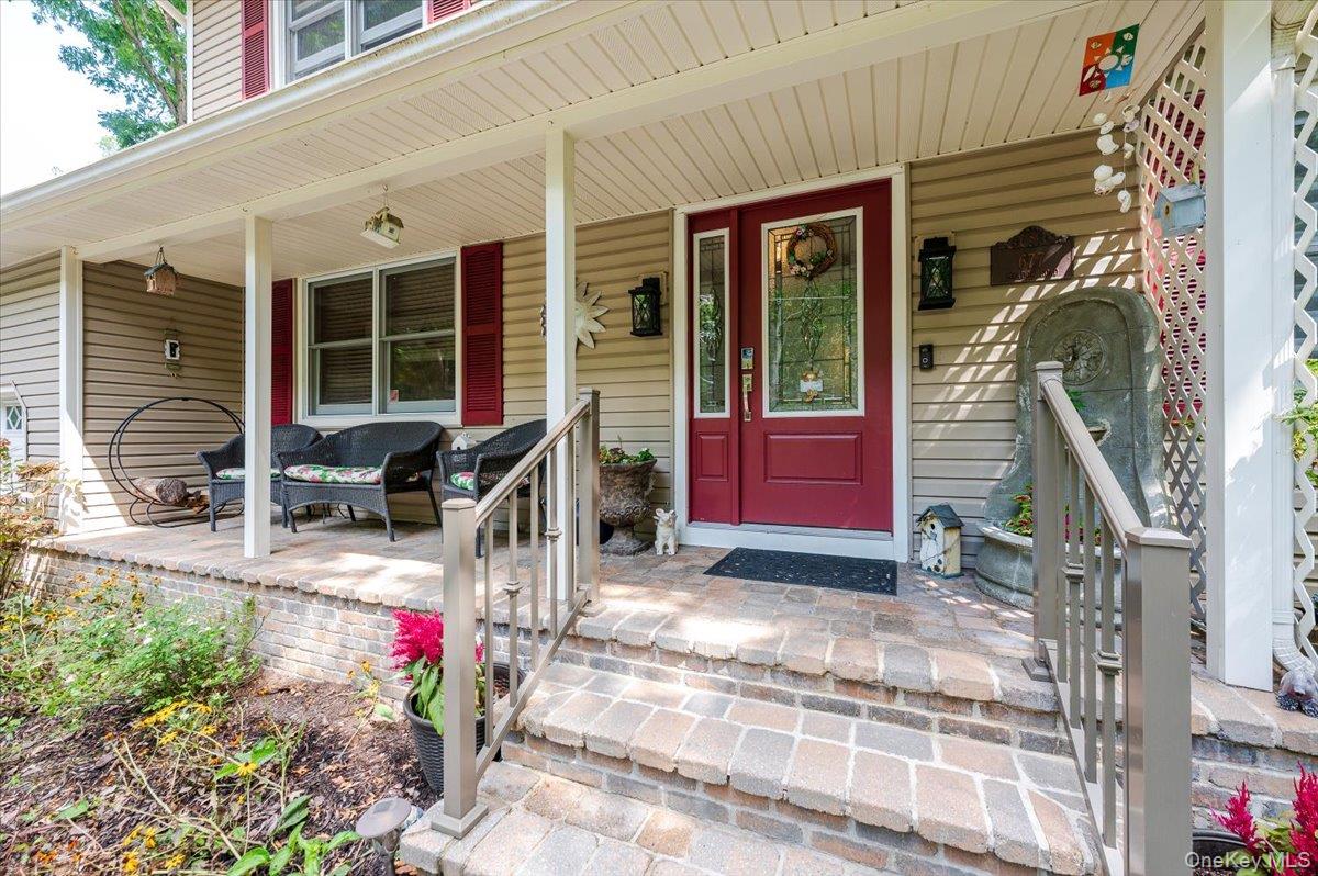 #3 photo, 677 Meadow Road, Smithtown , NY 11787