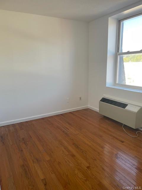 #11 photo, 202 Main Street, サフォーク郡 Port Jefferson , NY 11777