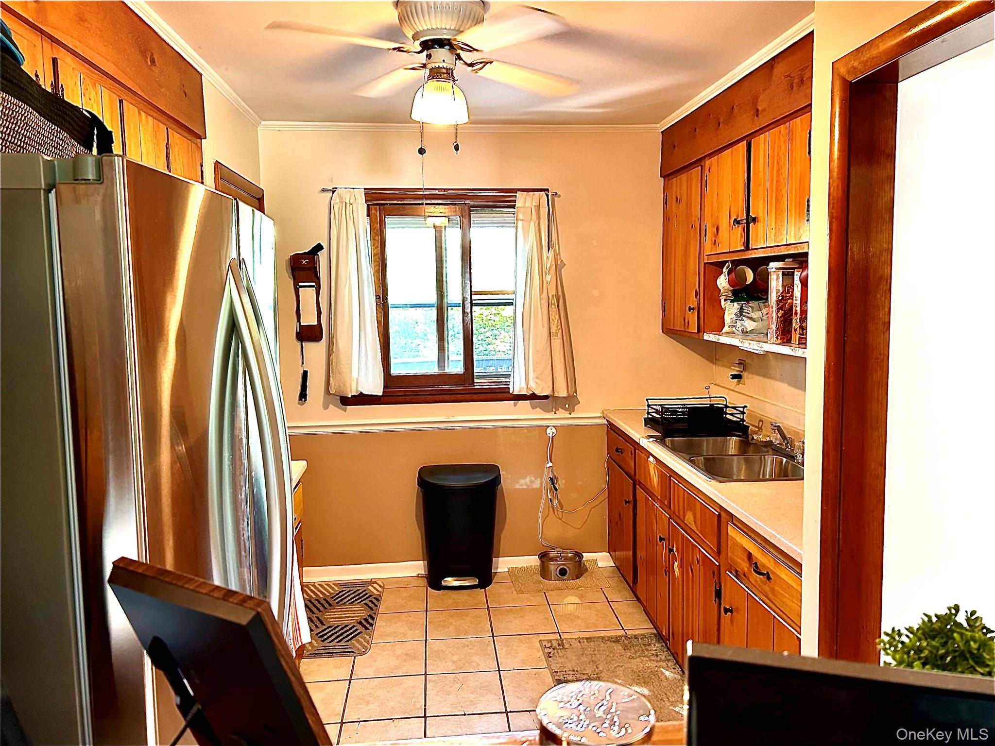 #6 photo, 102 Overocker Road, Poughkeepsie , NY 12603