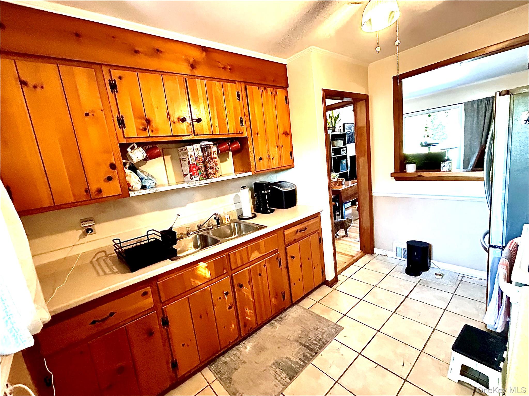 #8 photo, 102 Overocker Road, Poughkeepsie , NY 12603