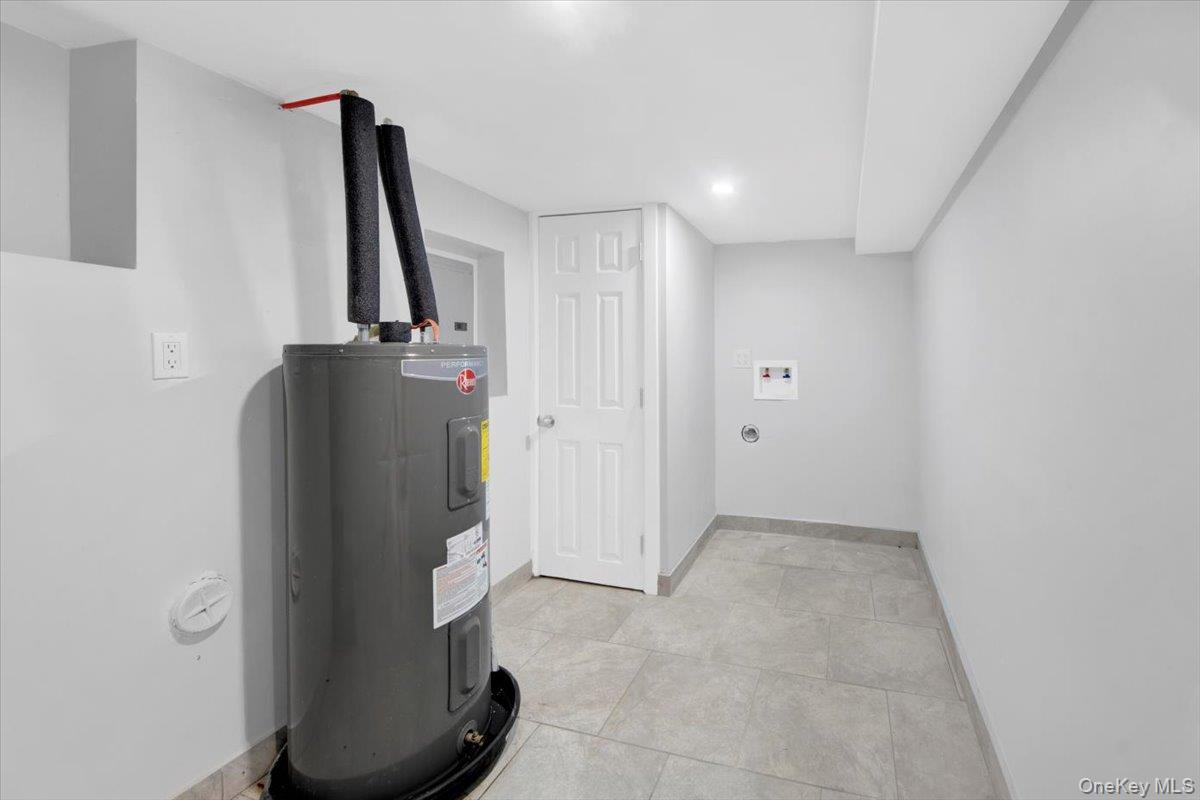 #15 photo, 216 Pugsley Avenue, Bronx , NY 10473