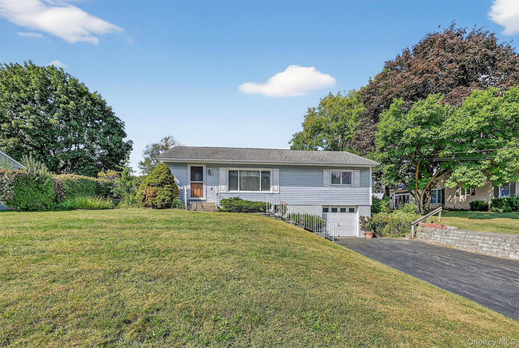 #3 photo, 11 Hudson Drive, New Windsor , NY 12553