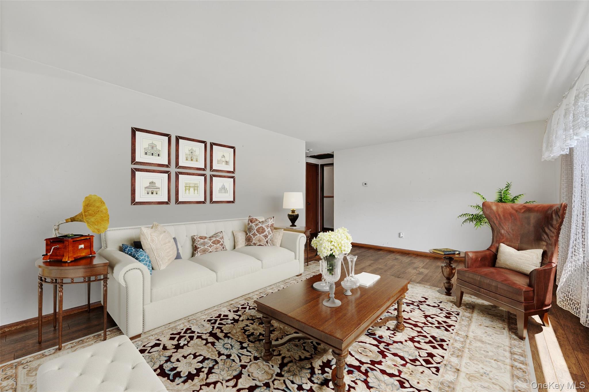 #4 photo, 11 Hudson Drive, New Windsor , NY 12553