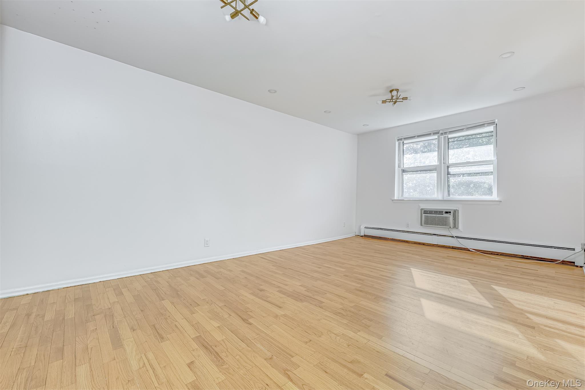 #4 photo, 220 Kearsing Parkway, Monsey , NY 10952