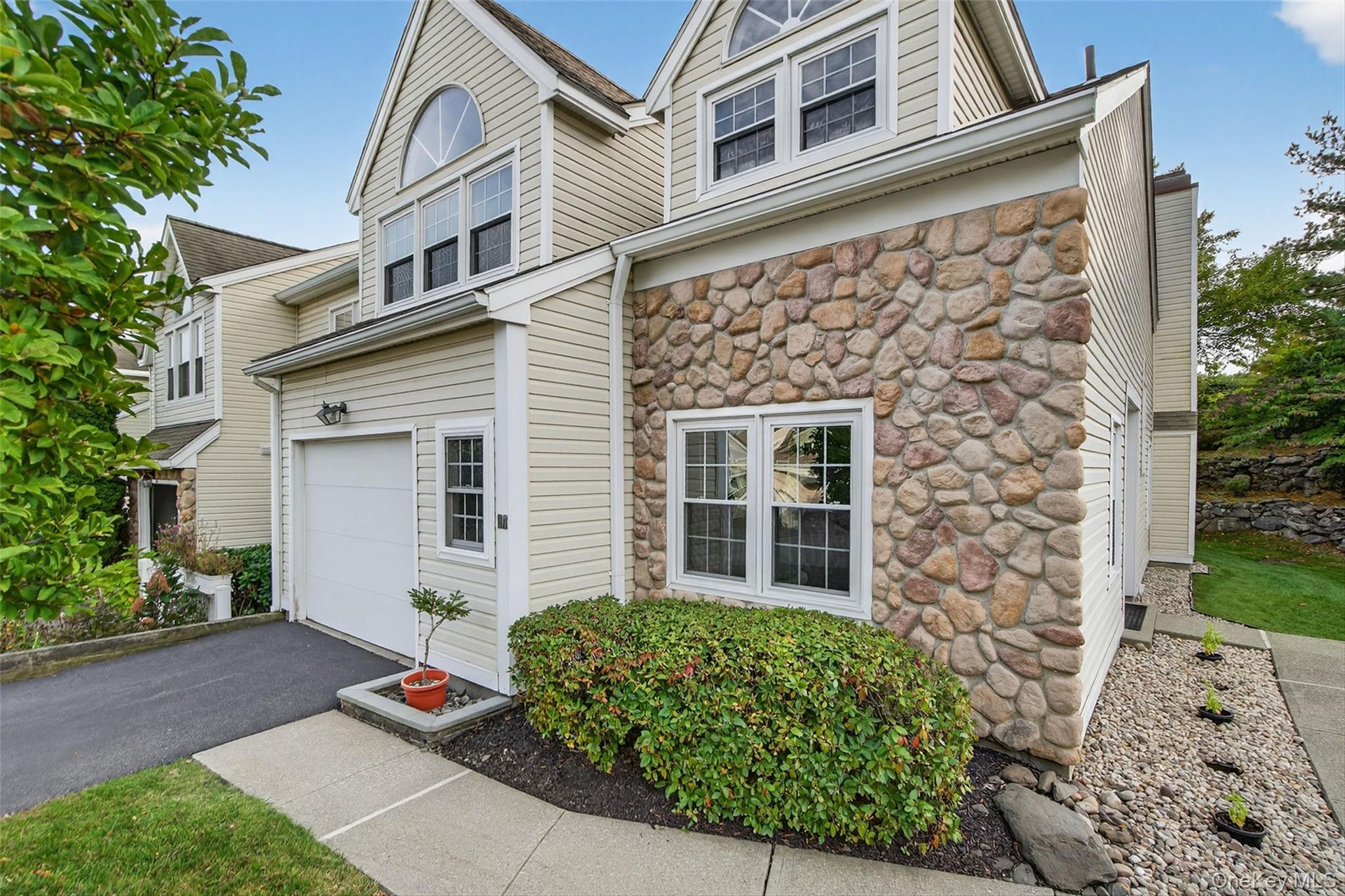 #4 photo, 37 Spruce Ridge Drive, Fishkill , NY 12524