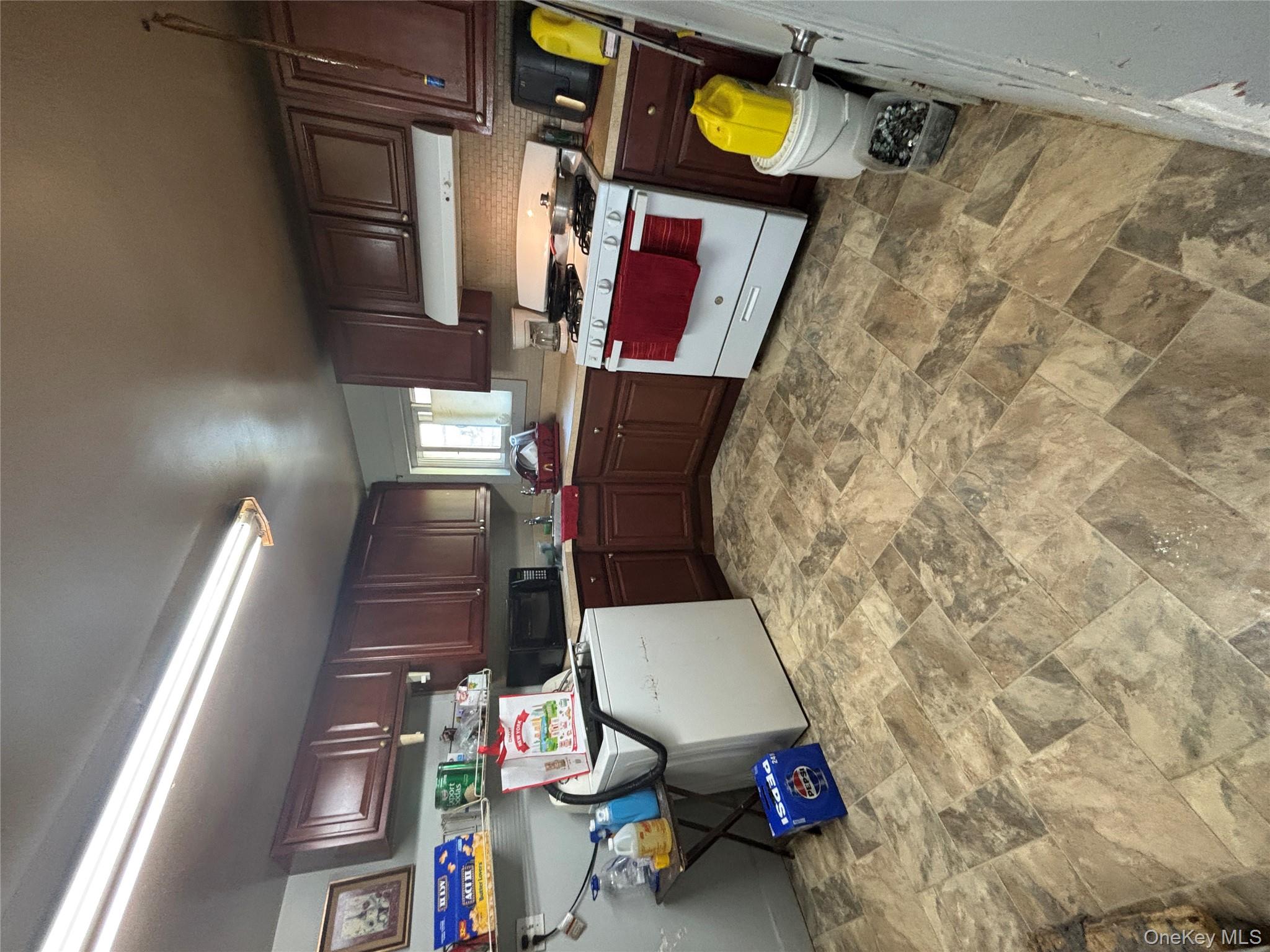 #6 photo, 1340 Main Street, Peekskill , NY 10566