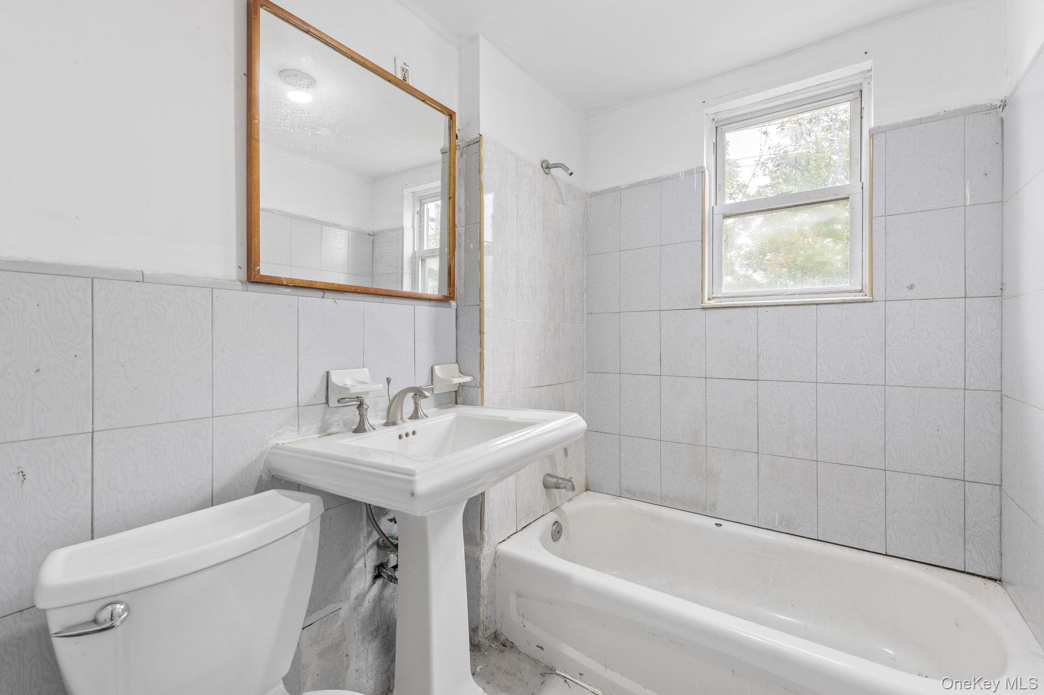 #15 photo, 177-53 105th Avenue, クイーンズ区 Jamaica , NY 11433