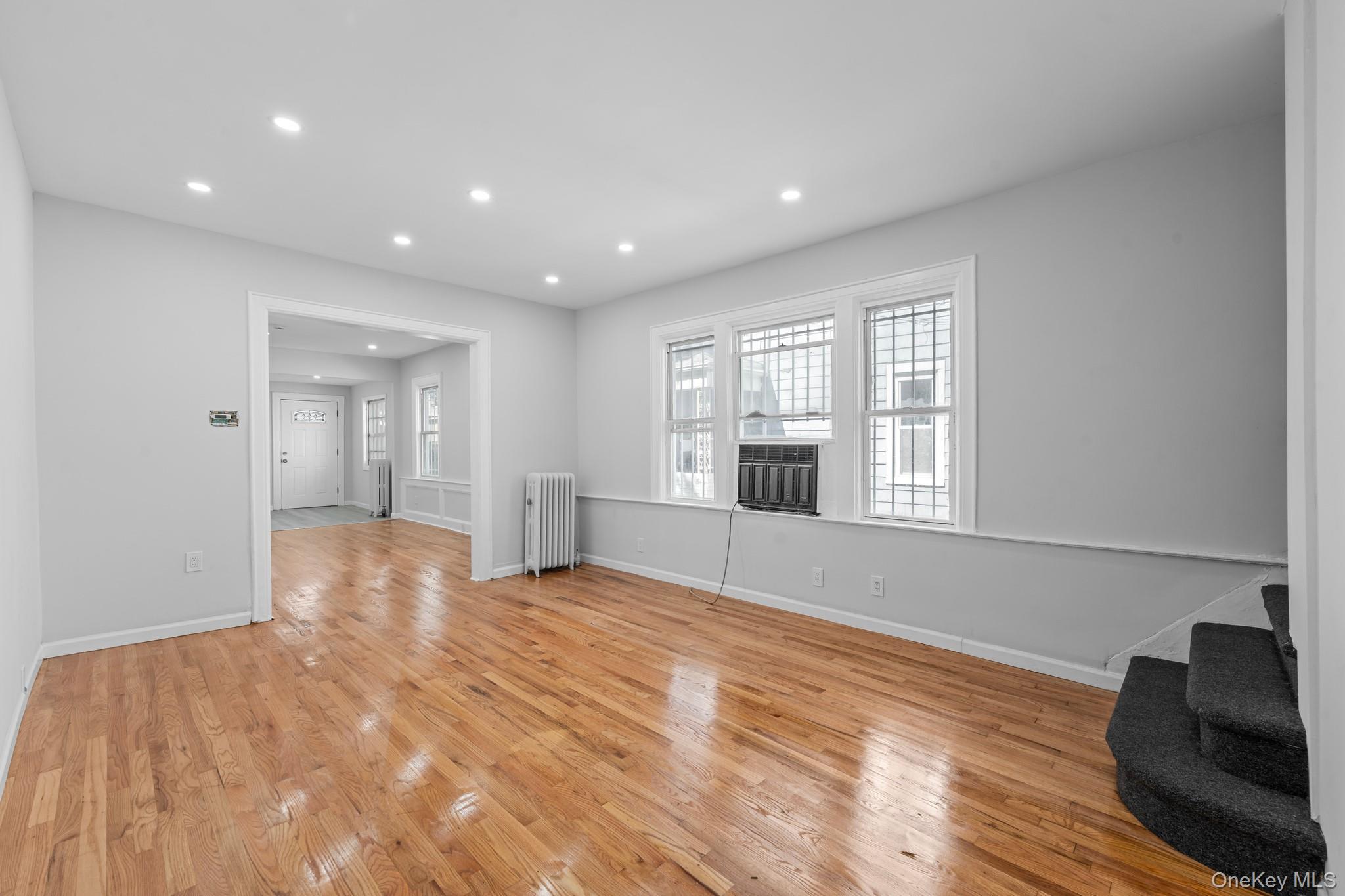 #5 photo, 1069 E 35th Street, Brooklyn , NY 11210