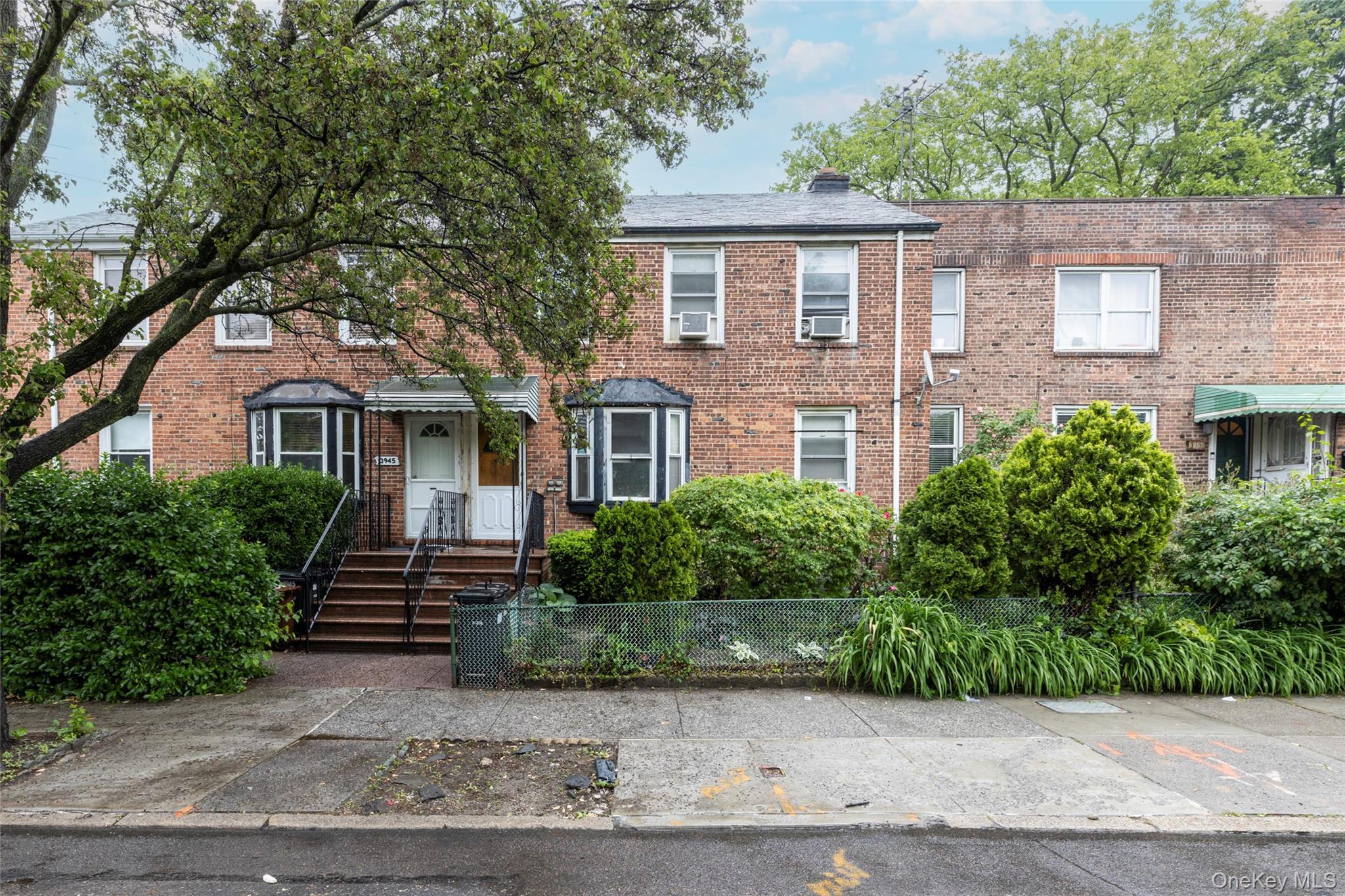 #1 photo, 39-47 43rd Street, Sunnyside , NY 11104