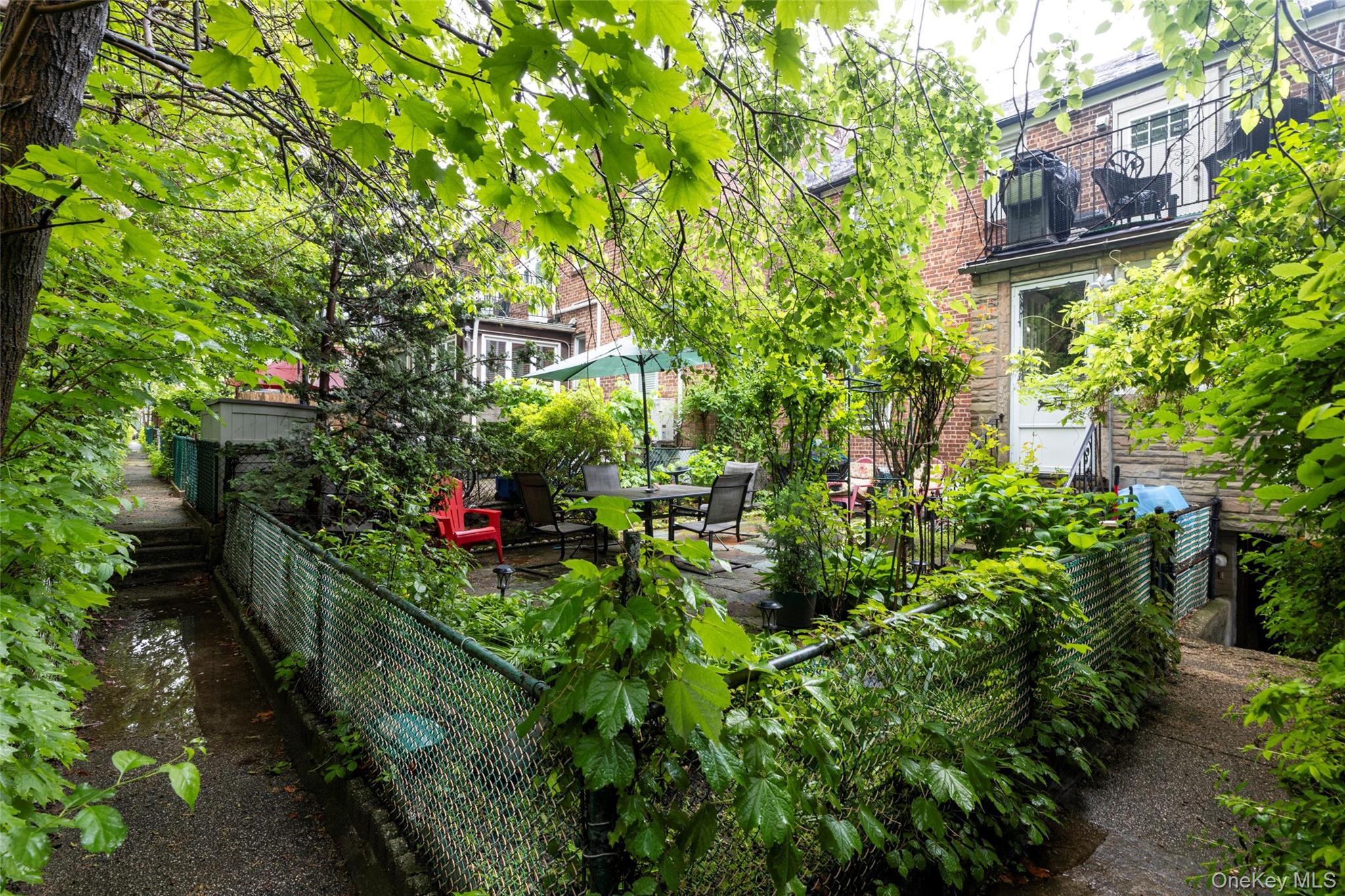 #13 photo, 39-47 43rd Street, Sunnyside , NY 11104