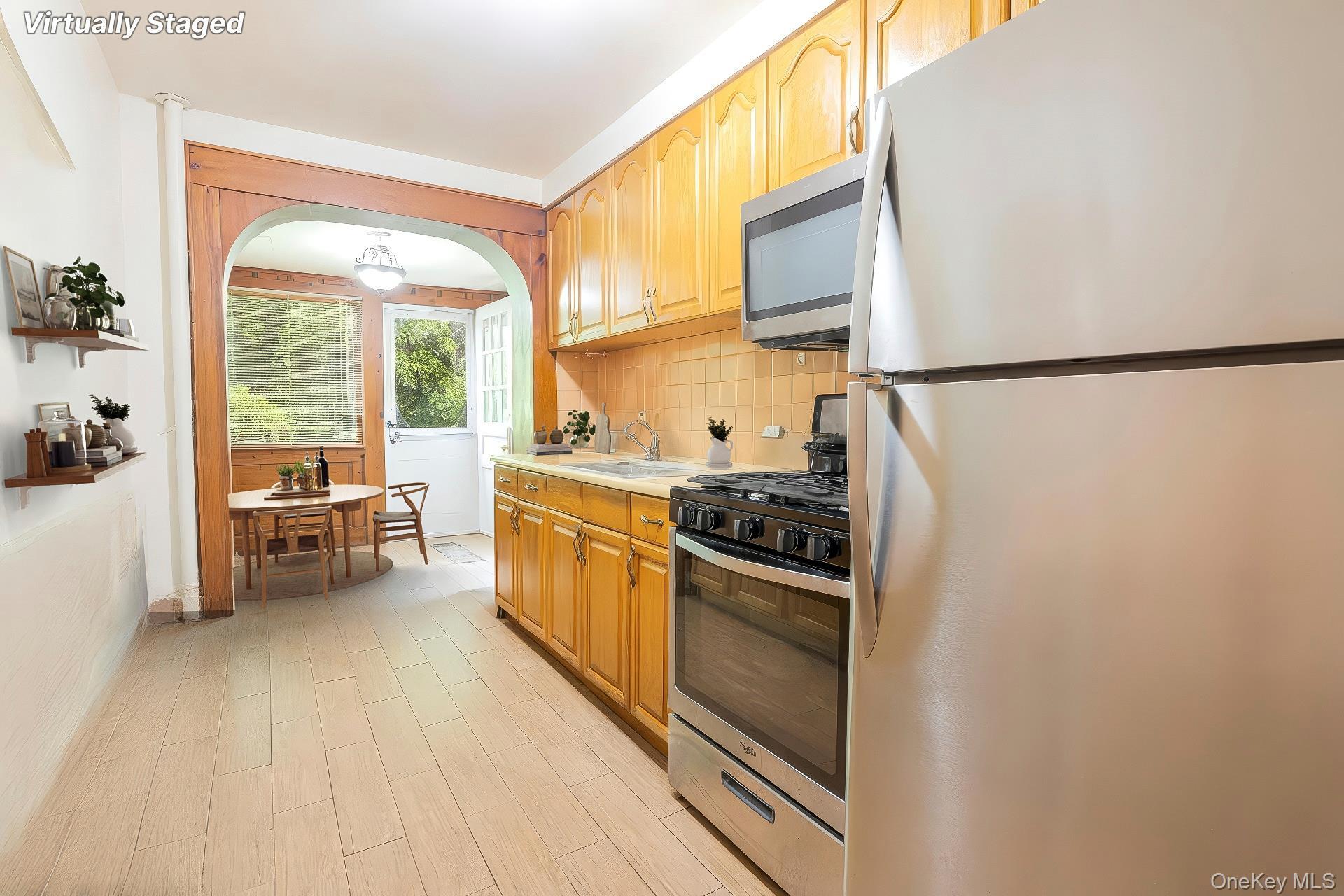 #4 photo, 39-47 43rd Street, Sunnyside , NY 11104