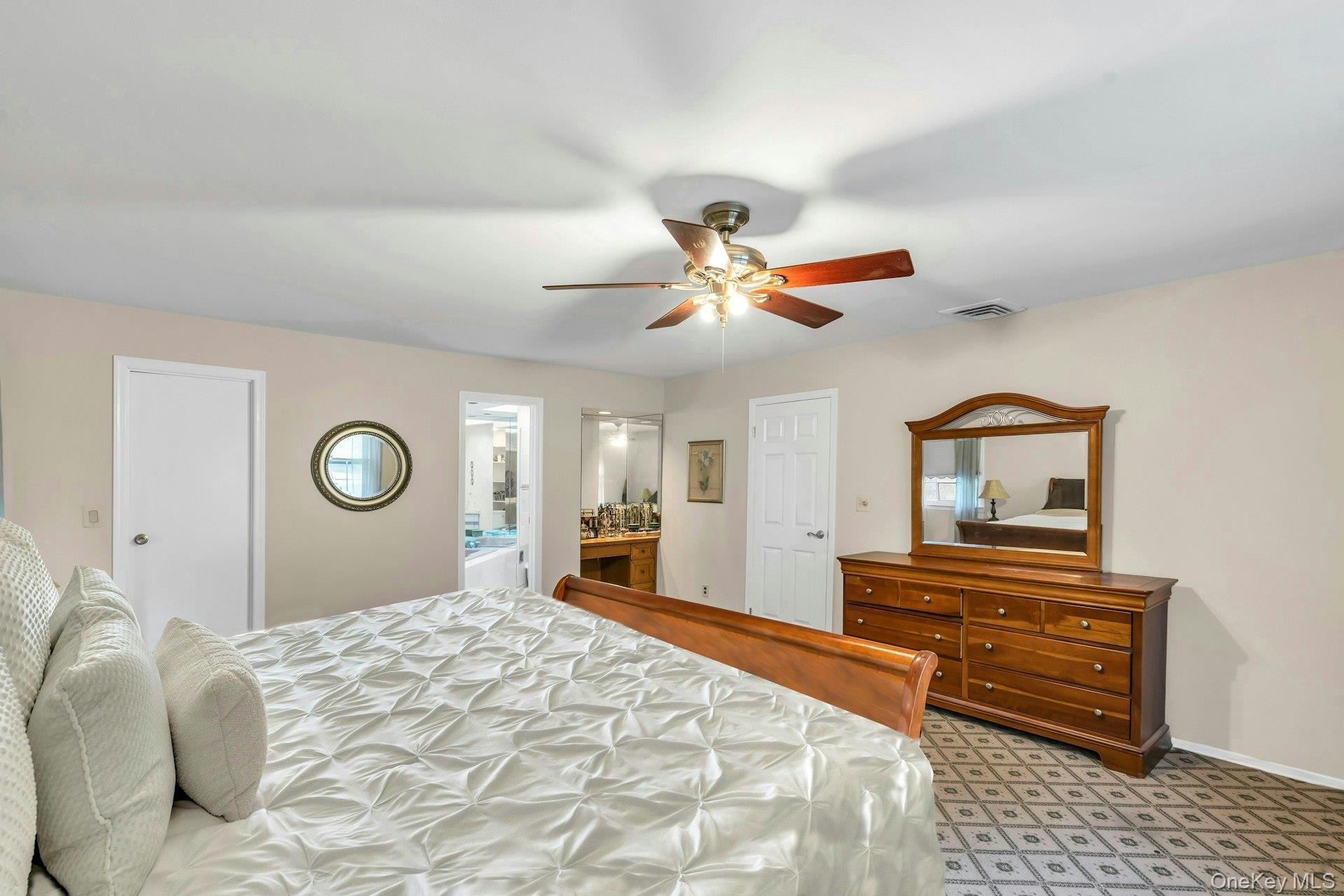 #14 photo, 18 Norma Lane, Dix Hills , NY 11746