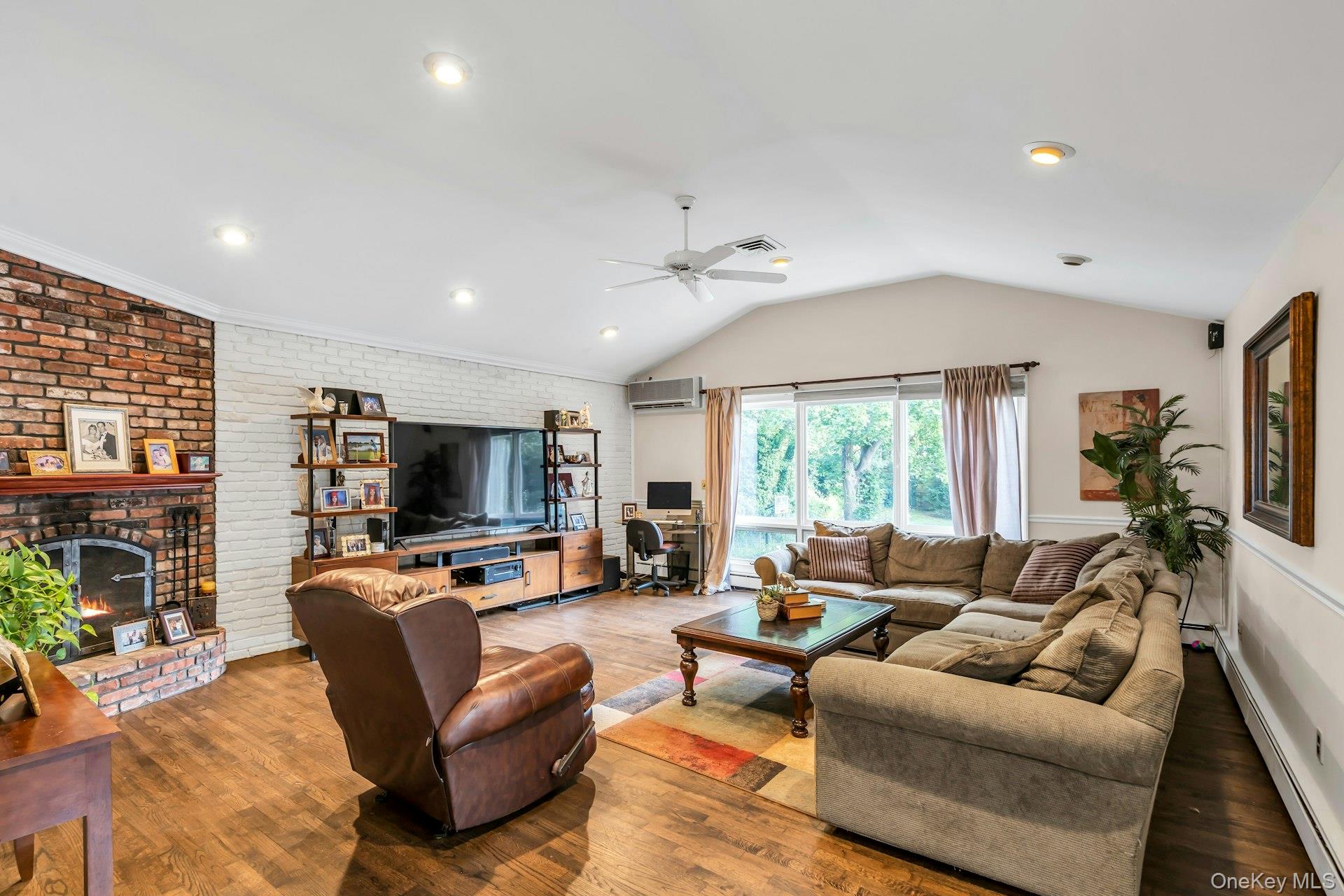 #9 photo, 18 Norma Lane, Dix Hills , NY 11746